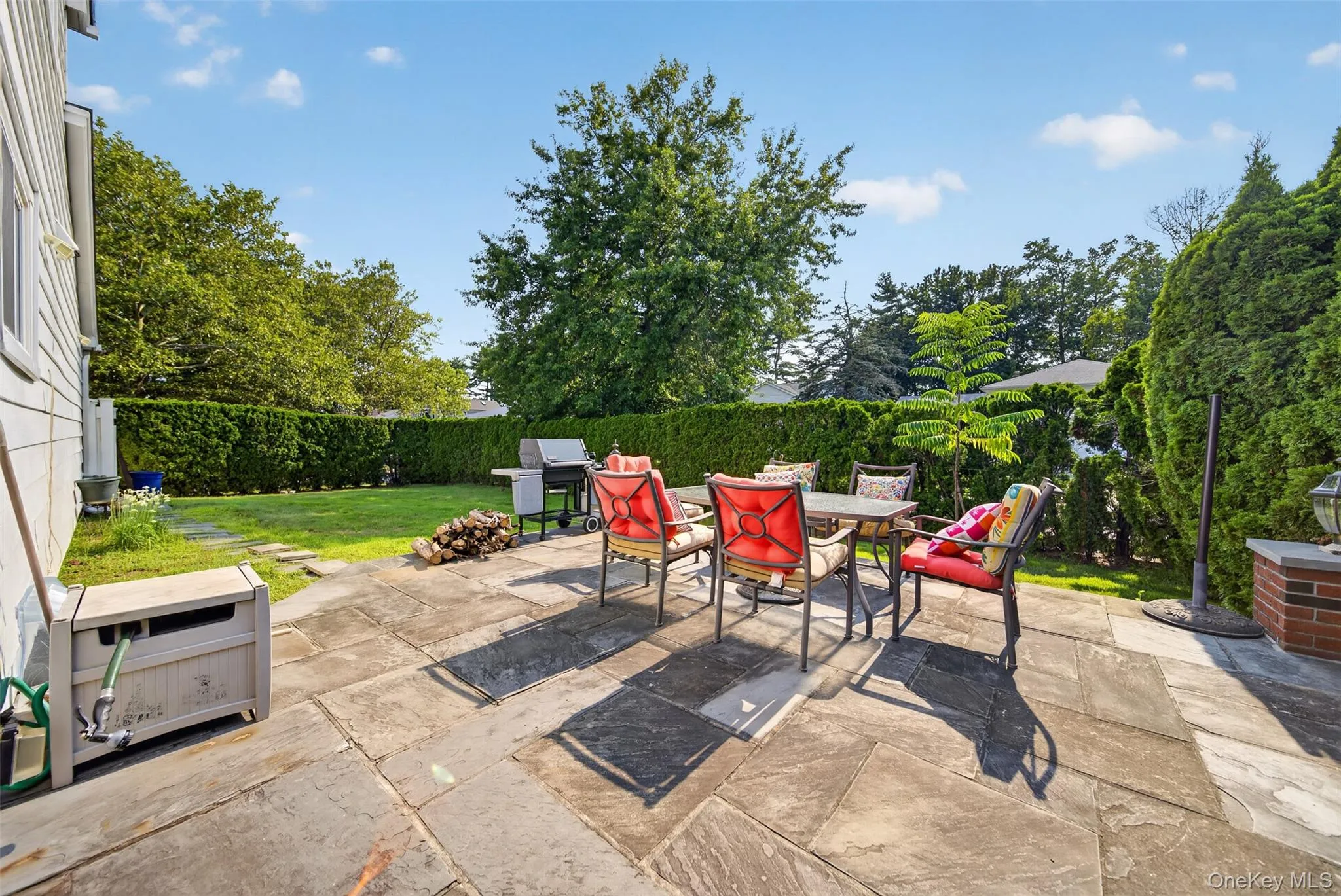 2 Foxhurst Court, North Hempstead, NY, 4 Bedrooms Bedrooms, 10 Rooms Rooms,2 BathroomsBathrooms,Residential,For Rent,Foxhurst,0,1038820 2 Foxhurst Court, North Hempstead, NY, 4 Bedrooms Bedrooms, 10 Rooms Rooms,2 BathroomsBathrooms,Residential,For Rent,Foxhurst,0,1038820