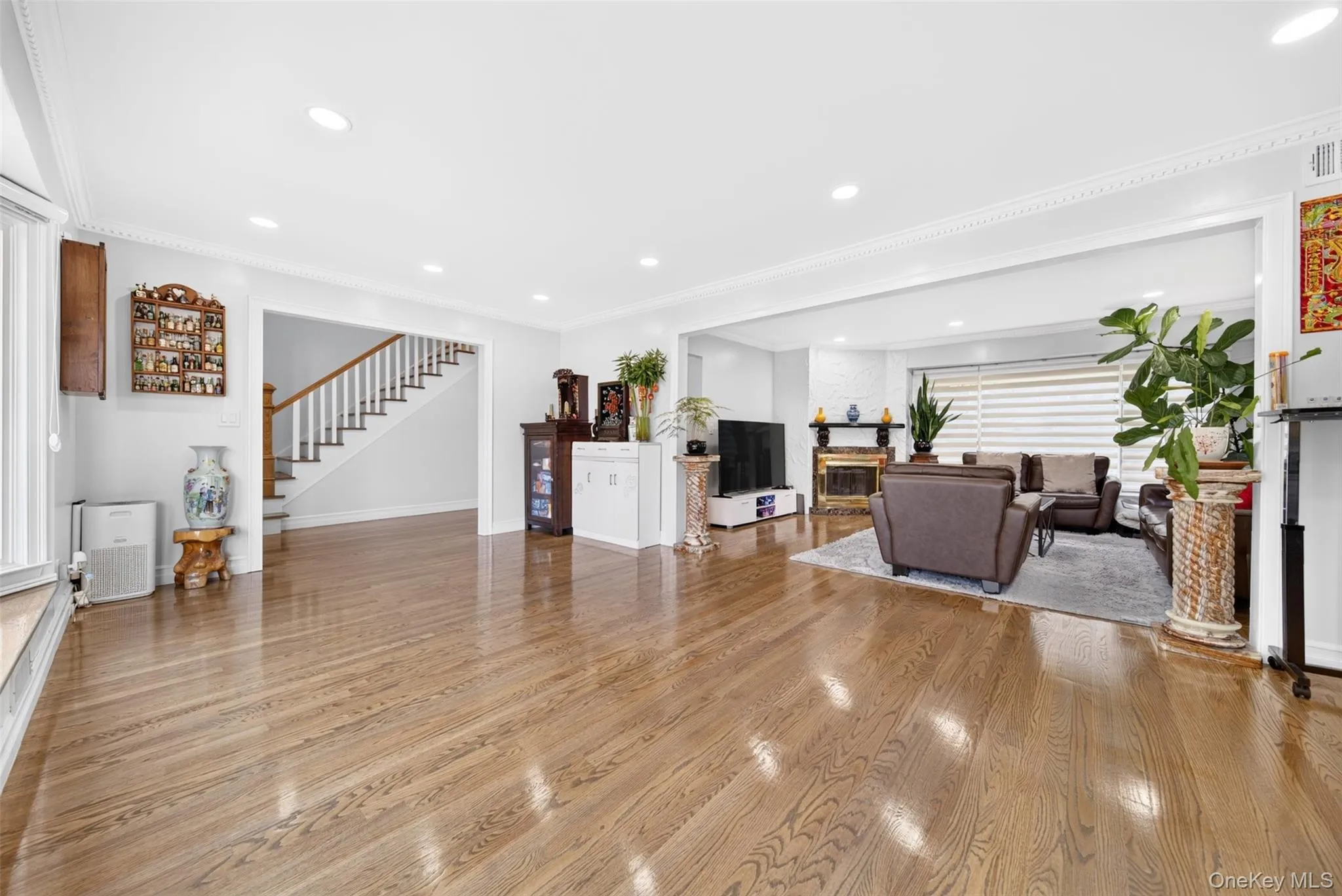 2 Foxhurst Court, North Hempstead, NY, 4 Bedrooms Bedrooms, 10 Rooms Rooms,2 BathroomsBathrooms,Residential,For Rent,Foxhurst,0,1038820 2 Foxhurst Court, North Hempstead, NY, 4 Bedrooms Bedrooms, 10 Rooms Rooms,2 BathroomsBathrooms,Residential,For Rent,Foxhurst,0,1038820