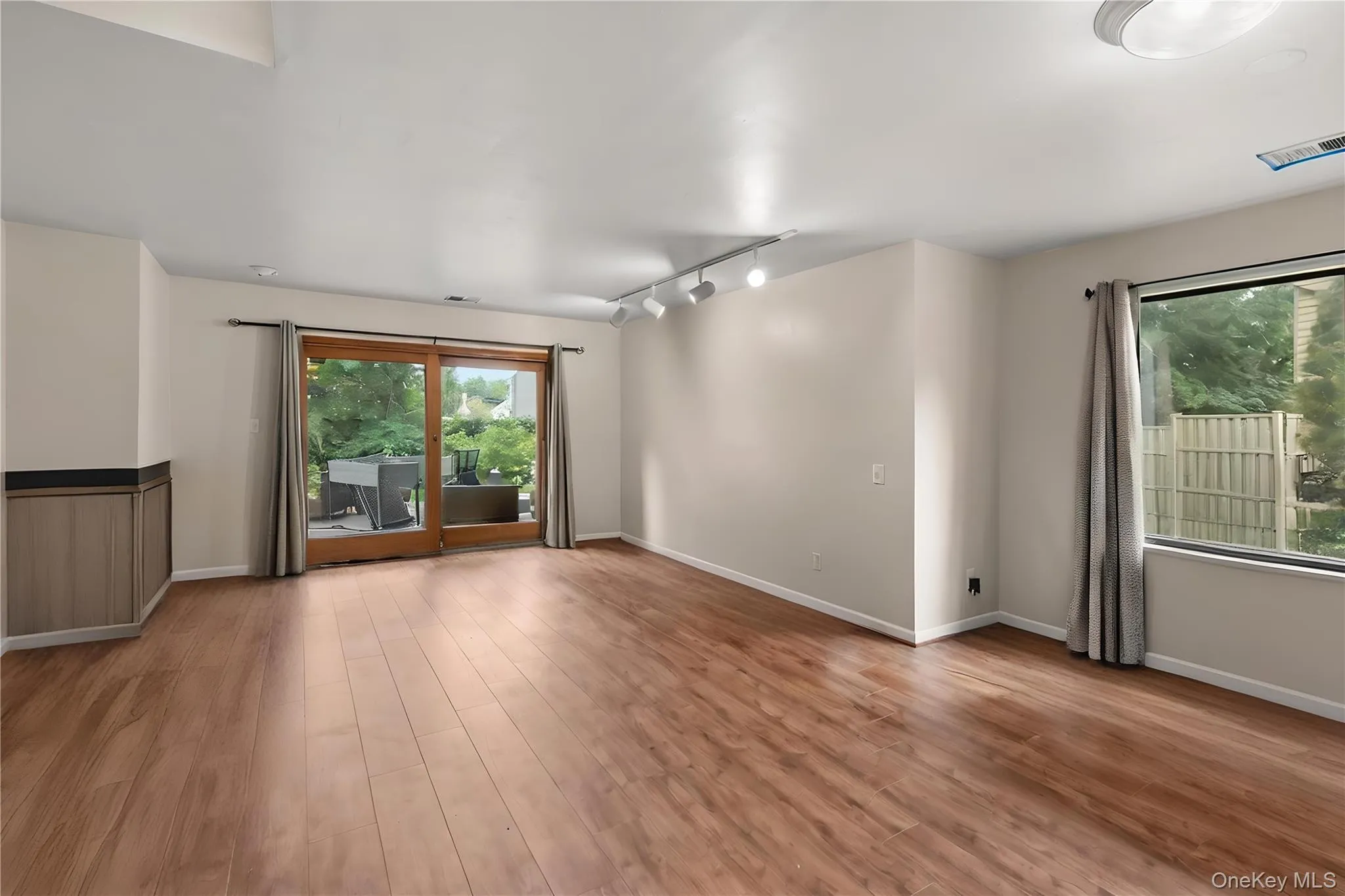 127 Beecher Avenue Extension, Islip, NY, 2 Bedrooms Bedrooms, 5 Rooms Rooms,1 BathroomBathrooms,Residential,For Rent,Beecher Avenue,0,1038825 127 Beecher Avenue Extension, Islip, NY, 2 Bedrooms Bedrooms, 5 Rooms Rooms,1 BathroomBathrooms,Residential,For Rent,Beecher Avenue,0,1038825