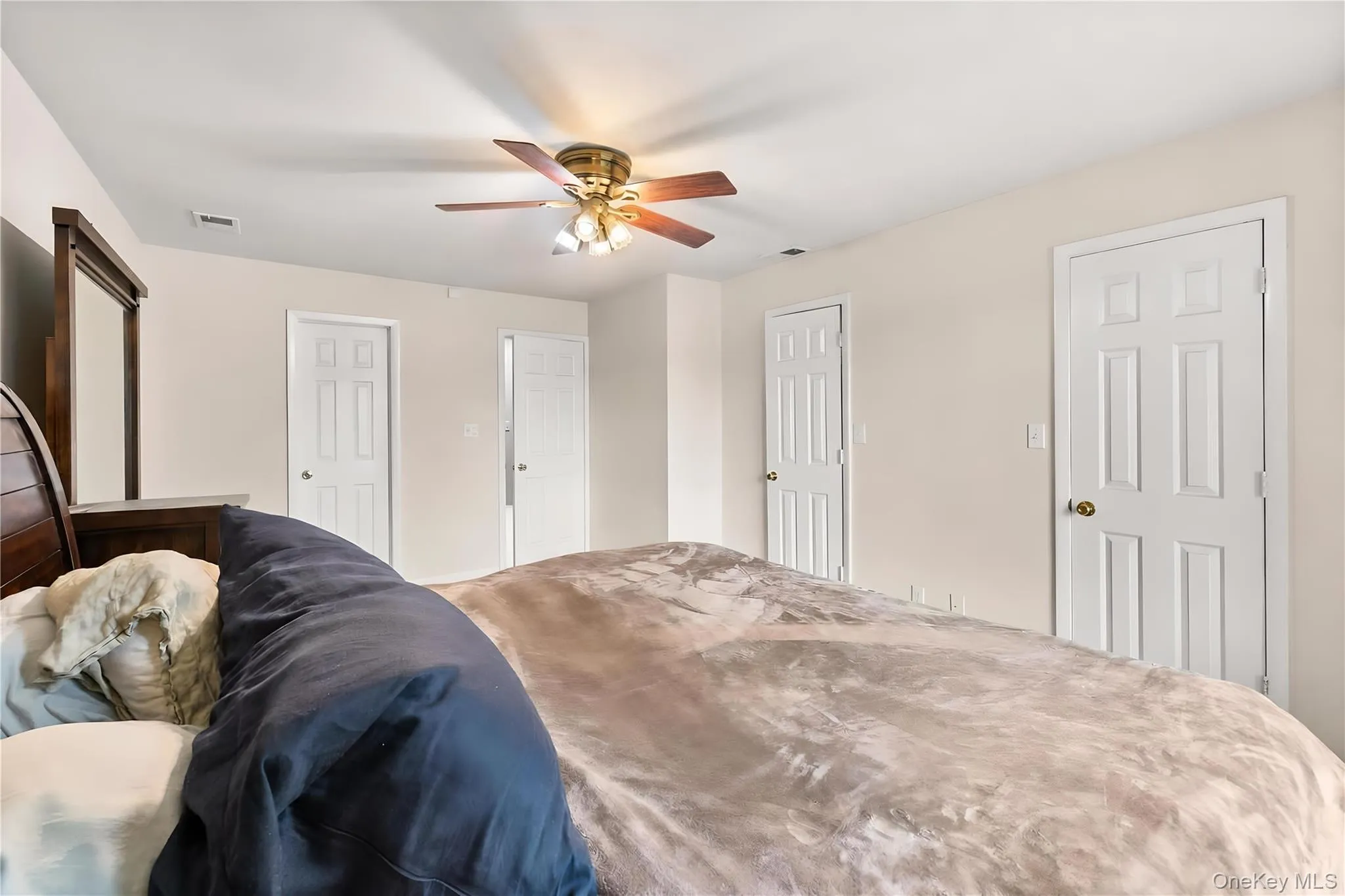 127 Beecher Avenue Extension, Islip, NY, 2 Bedrooms Bedrooms, 5 Rooms Rooms,1 BathroomBathrooms,Residential,For Rent,Beecher Avenue,0,1038825 127 Beecher Avenue Extension, Islip, NY, 2 Bedrooms Bedrooms, 5 Rooms Rooms,1 BathroomBathrooms,Residential,For Rent,Beecher Avenue,0,1038825