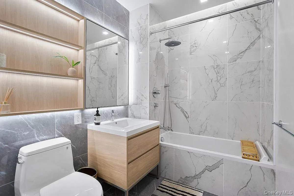 4530 Pearson Street, New York, NY, 3 Bedrooms Bedrooms, 6 Rooms Rooms,2 BathroomsBathrooms,Residential Lease,For Rent,Pearson,0,1038828 4530 Pearson Street, New York, NY, 3 Bedrooms Bedrooms, 6 Rooms Rooms,2 BathroomsBathrooms,Residential Lease,For Rent,Pearson,0,1038828