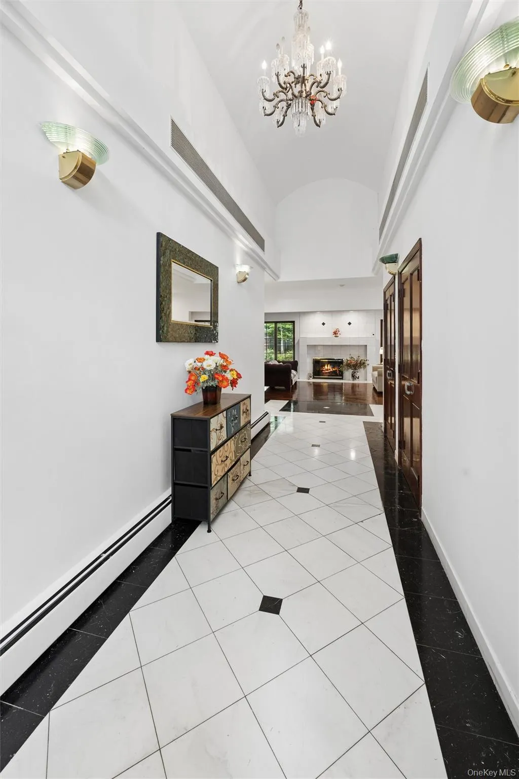 1 Engineers Road, North Hempstead, NY, 5 Bedrooms Bedrooms, 11 Rooms Rooms,3 BathroomsBathrooms,Residential,For Rent,Engineers,0,1038838 1 Engineers Road, North Hempstead, NY, 5 Bedrooms Bedrooms, 11 Rooms Rooms,3 BathroomsBathrooms,Residential,For Rent,Engineers,0,1038838