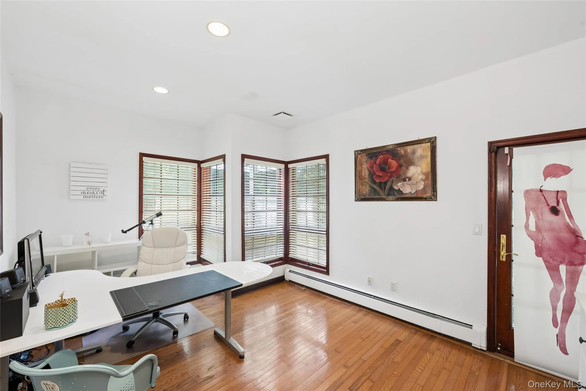 1 Engineers Road, North Hempstead, NY, 5 Bedrooms Bedrooms, 11 Rooms Rooms,3 BathroomsBathrooms,Residential,For Rent,Engineers,0,1038838 1 Engineers Road, North Hempstead, NY, 5 Bedrooms Bedrooms, 11 Rooms Rooms,3 BathroomsBathrooms,Residential,For Rent,Engineers,0,1038838