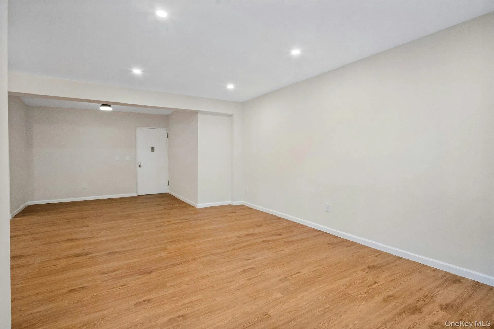 180 Hartsdale Avenue, Greenburgh, NY, 2 Bedrooms Bedrooms, 5 Rooms Rooms,2 BathroomsBathrooms,Residential,For Rent,Hartsdale,0,1038839 180 Hartsdale Avenue, Greenburgh, NY, 2 Bedrooms Bedrooms, 5 Rooms Rooms,2 BathroomsBathrooms,Residential,For Rent,Hartsdale,0,1038839