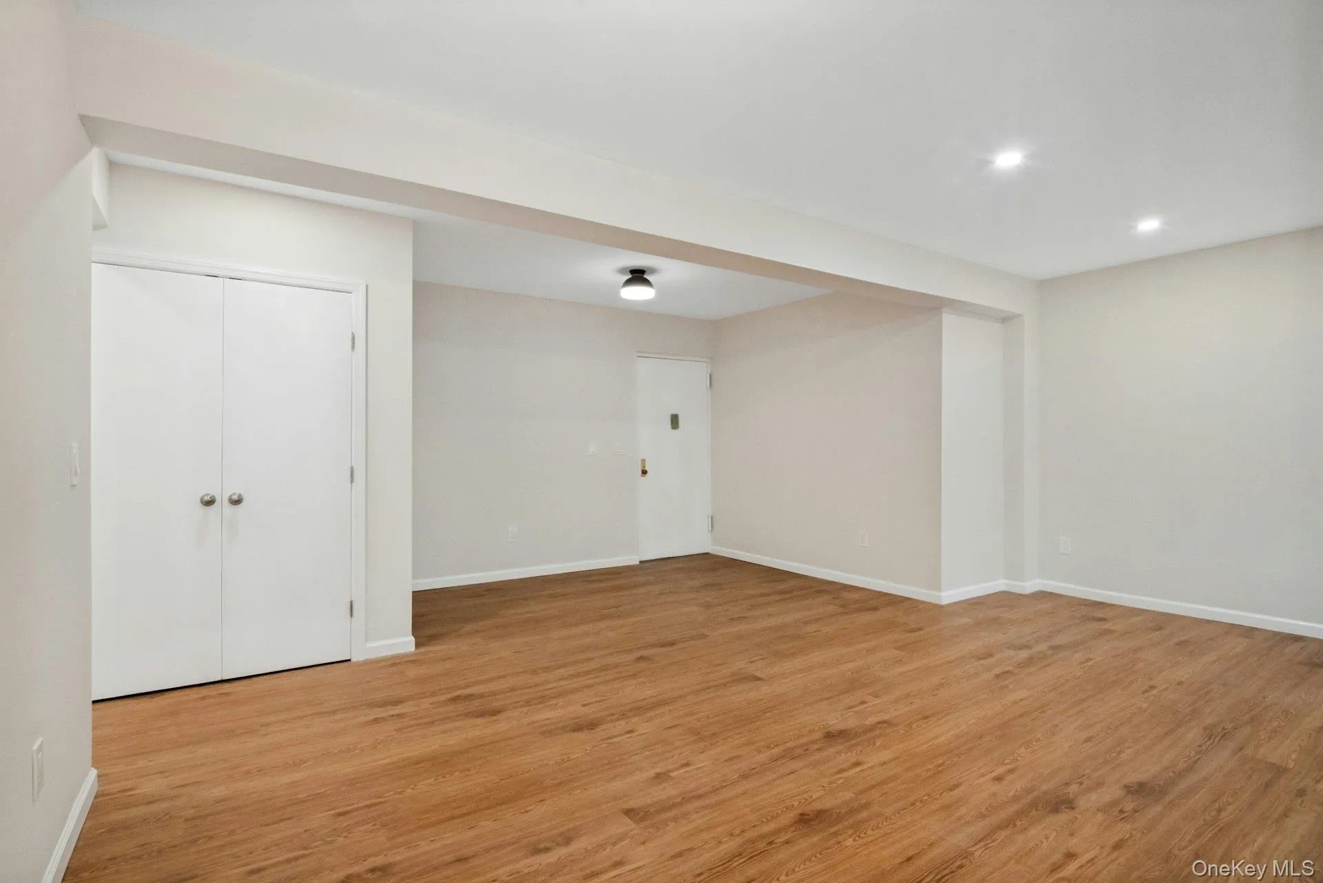 180 Hartsdale Avenue, Greenburgh, NY, 2 Bedrooms Bedrooms, 5 Rooms Rooms,2 BathroomsBathrooms,Residential,For Rent,Hartsdale,0,1038839 180 Hartsdale Avenue, Greenburgh, NY, 2 Bedrooms Bedrooms, 5 Rooms Rooms,2 BathroomsBathrooms,Residential,For Rent,Hartsdale,0,1038839