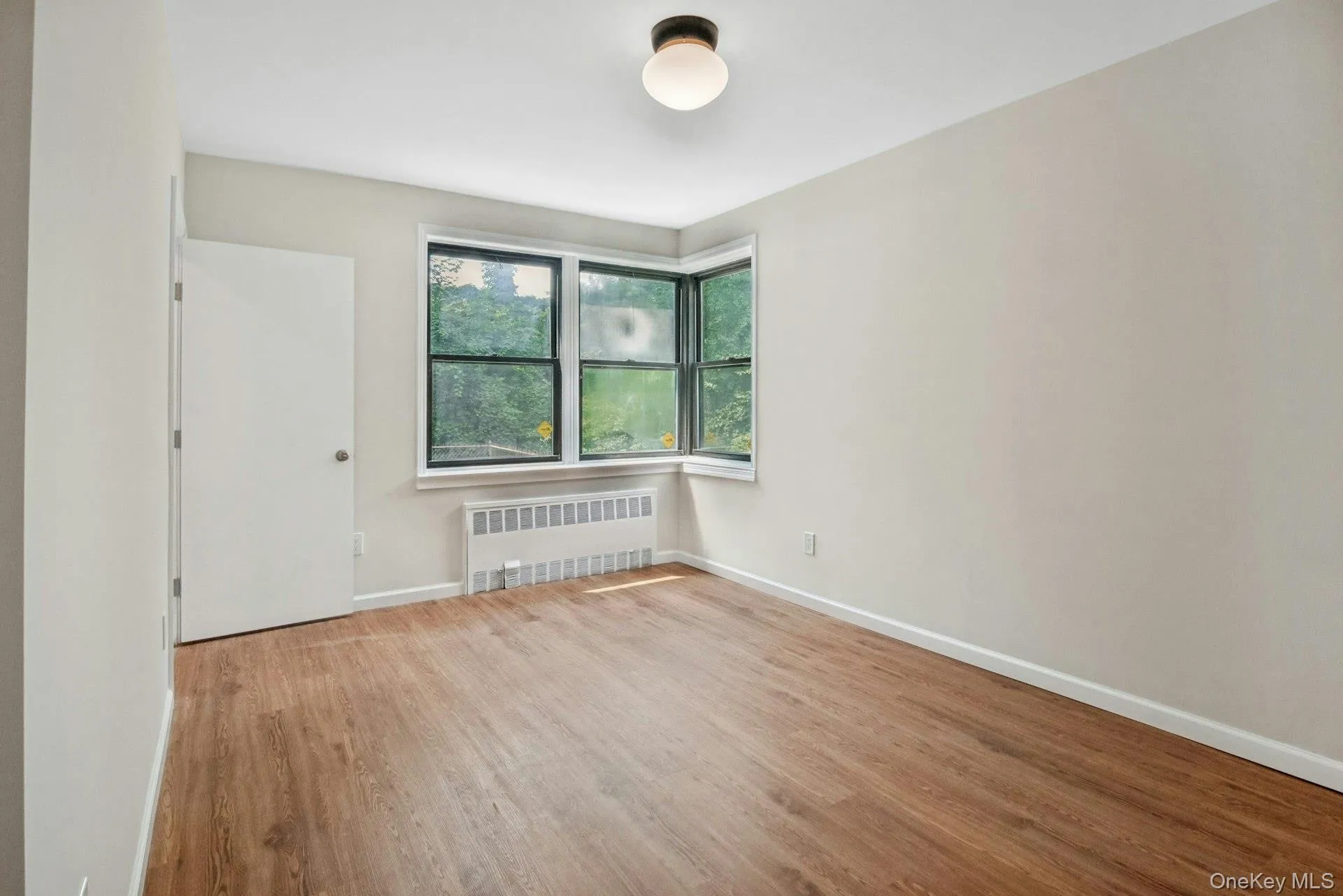 180 Hartsdale Avenue, Greenburgh, NY, 2 Bedrooms Bedrooms, 5 Rooms Rooms,2 BathroomsBathrooms,Residential,For Rent,Hartsdale,0,1038839 180 Hartsdale Avenue, Greenburgh, NY, 2 Bedrooms Bedrooms, 5 Rooms Rooms,2 BathroomsBathrooms,Residential,For Rent,Hartsdale,0,1038839
