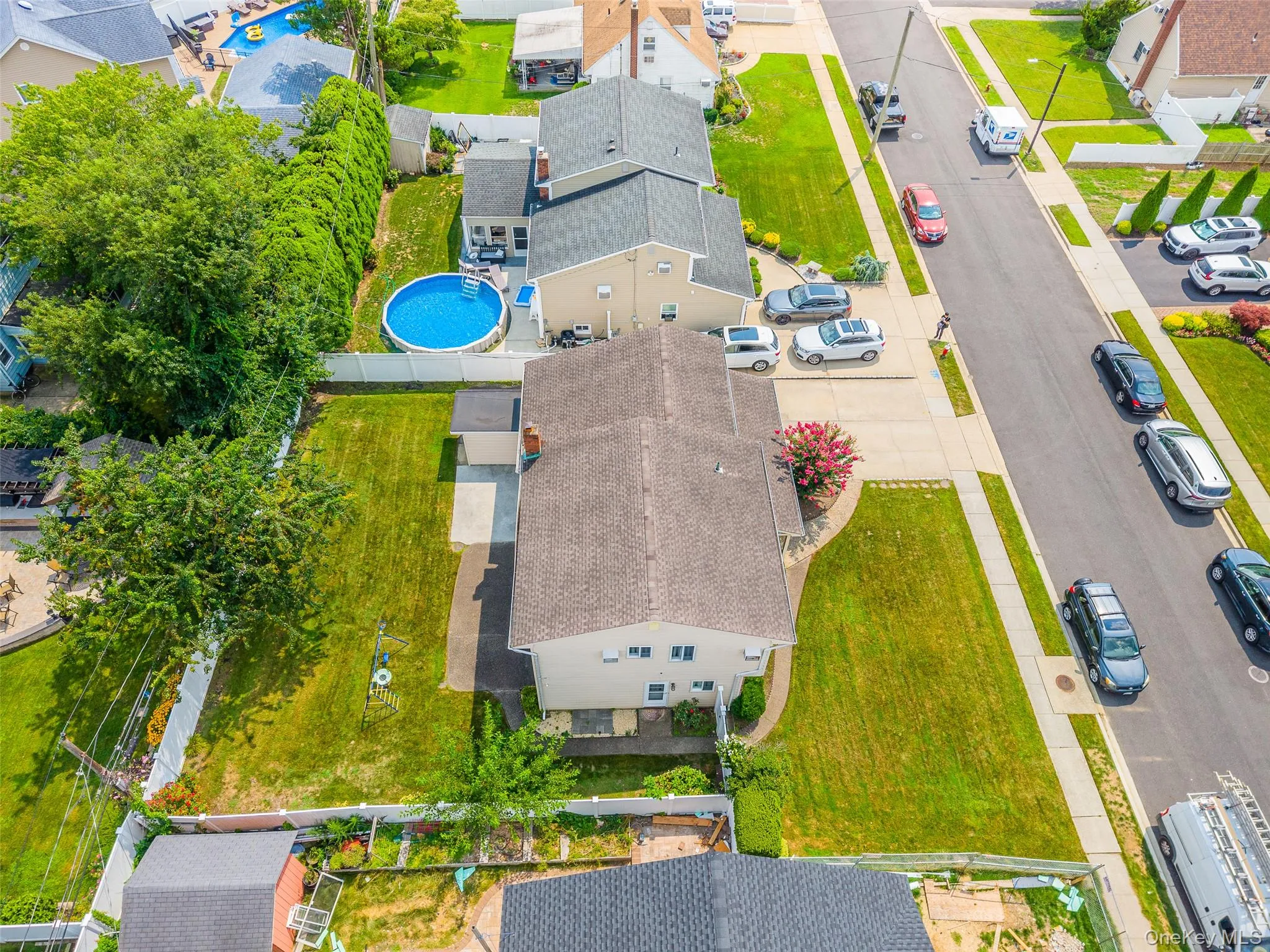 16 Hunt Place, Hempstead, NY, 5 Bedrooms Bedrooms, 7 Rooms Rooms,2 BathroomsBathrooms,Residential,For Rent,Hunt,0,1038840 16 Hunt Place, Hempstead, NY, 5 Bedrooms Bedrooms, 7 Rooms Rooms,2 BathroomsBathrooms,Residential,For Rent,Hunt,0,1038840