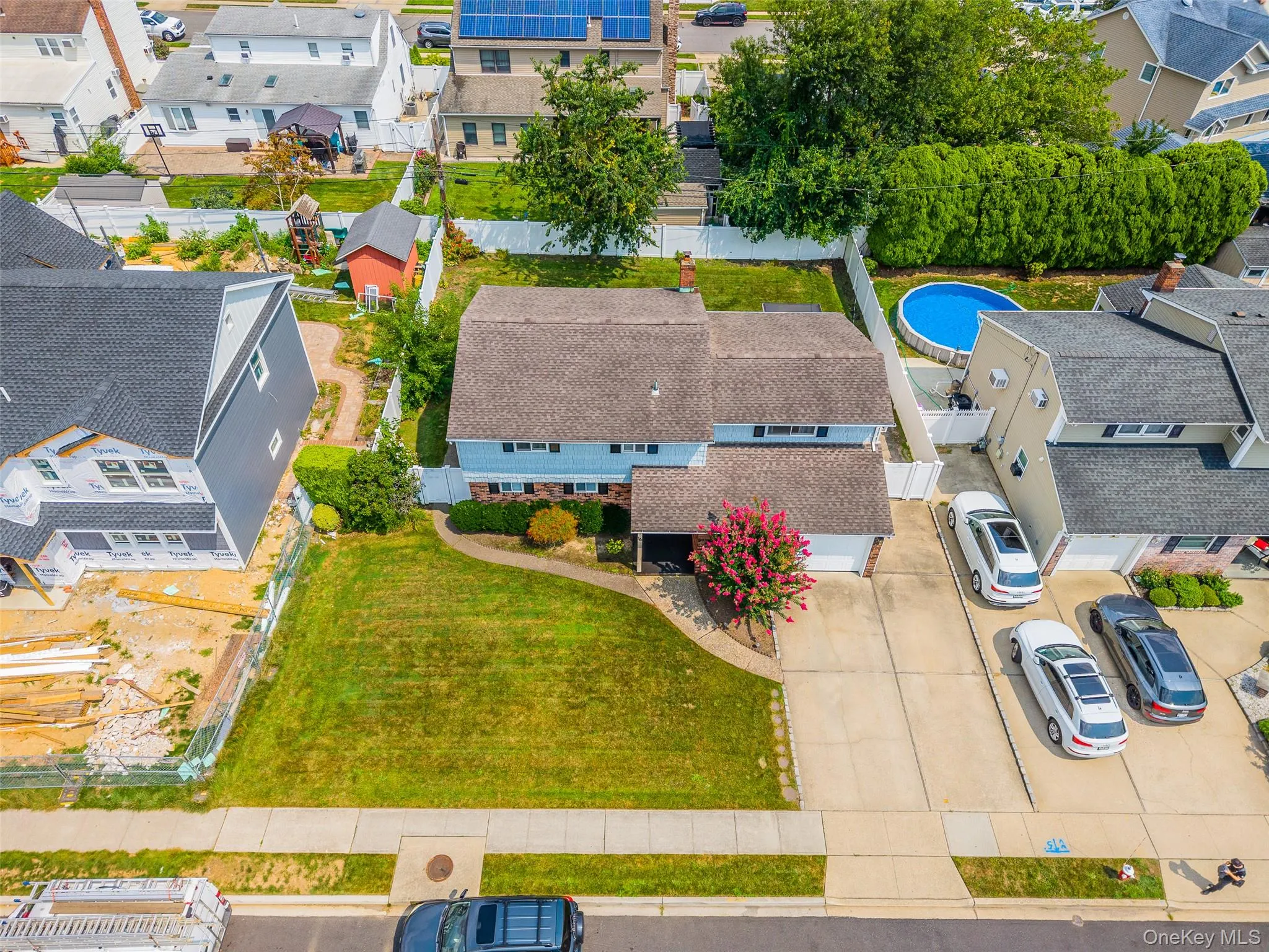 16 Hunt Place, Hempstead, NY, 5 Bedrooms Bedrooms, 7 Rooms Rooms,2 BathroomsBathrooms,Residential,For Rent,Hunt,0,1038840 16 Hunt Place, Hempstead, NY, 5 Bedrooms Bedrooms, 7 Rooms Rooms,2 BathroomsBathrooms,Residential,For Rent,Hunt,0,1038840