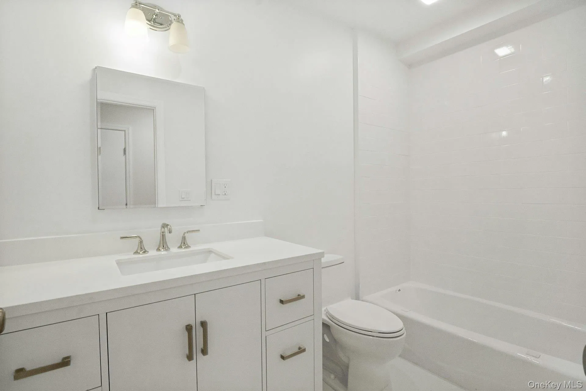 180 Hartsdale Avenue, Greenburgh, NY, 2 Bedrooms Bedrooms, 5 Rooms Rooms,2 BathroomsBathrooms,Residential,For Rent,Hartsdale,0,1038842 180 Hartsdale Avenue, Greenburgh, NY, 2 Bedrooms Bedrooms, 5 Rooms Rooms,2 BathroomsBathrooms,Residential,For Rent,Hartsdale,0,1038842