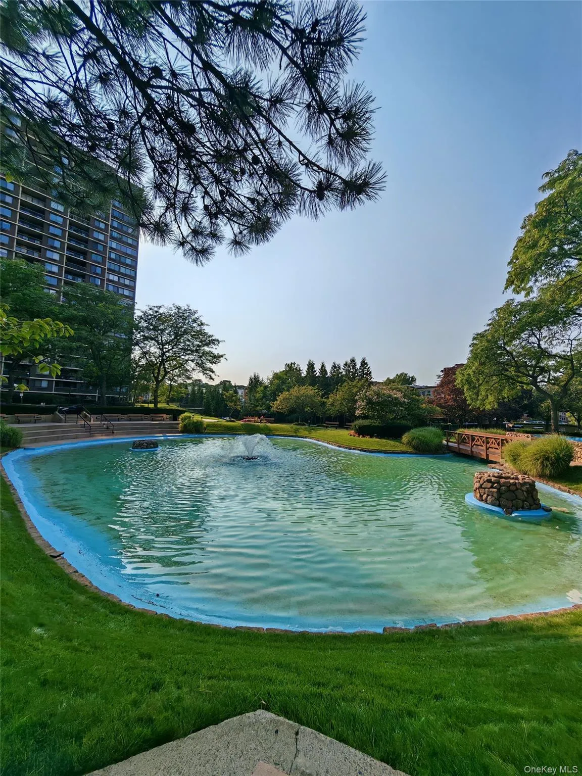 1 Bay Club Drive, New York, NY, 3 Rooms Rooms,1 BathroomBathrooms,Residential,For Rent,Bay Club,0,1038845 1 Bay Club Drive, New York, NY, 3 Rooms Rooms,1 BathroomBathrooms,Residential,For Rent,Bay Club,0,1038845