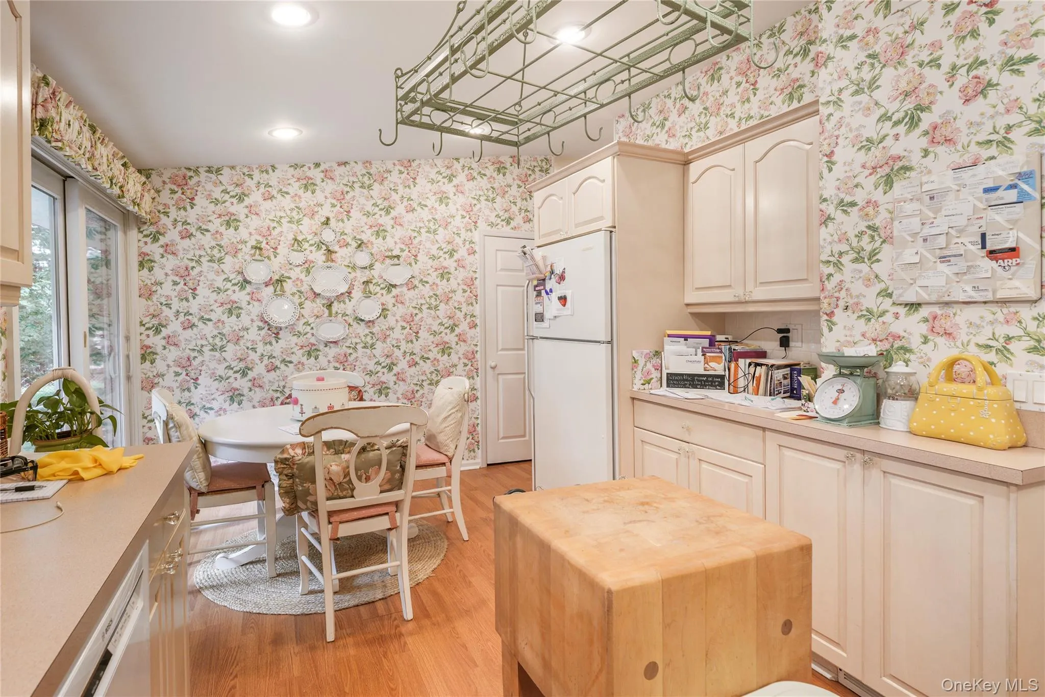 29 Fay Road, Clarkstown, NY, 3 Bedrooms Bedrooms, 7 Rooms Rooms,1 BathroomBathrooms,Residential,For Rent,Fay,0,1038850 29 Fay Road, Clarkstown, NY, 3 Bedrooms Bedrooms, 7 Rooms Rooms,1 BathroomBathrooms,Residential,For Rent,Fay,0,1038850