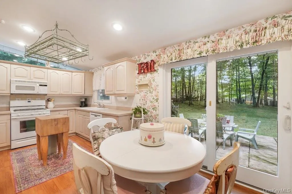 Bright kitchen Bright kitchen