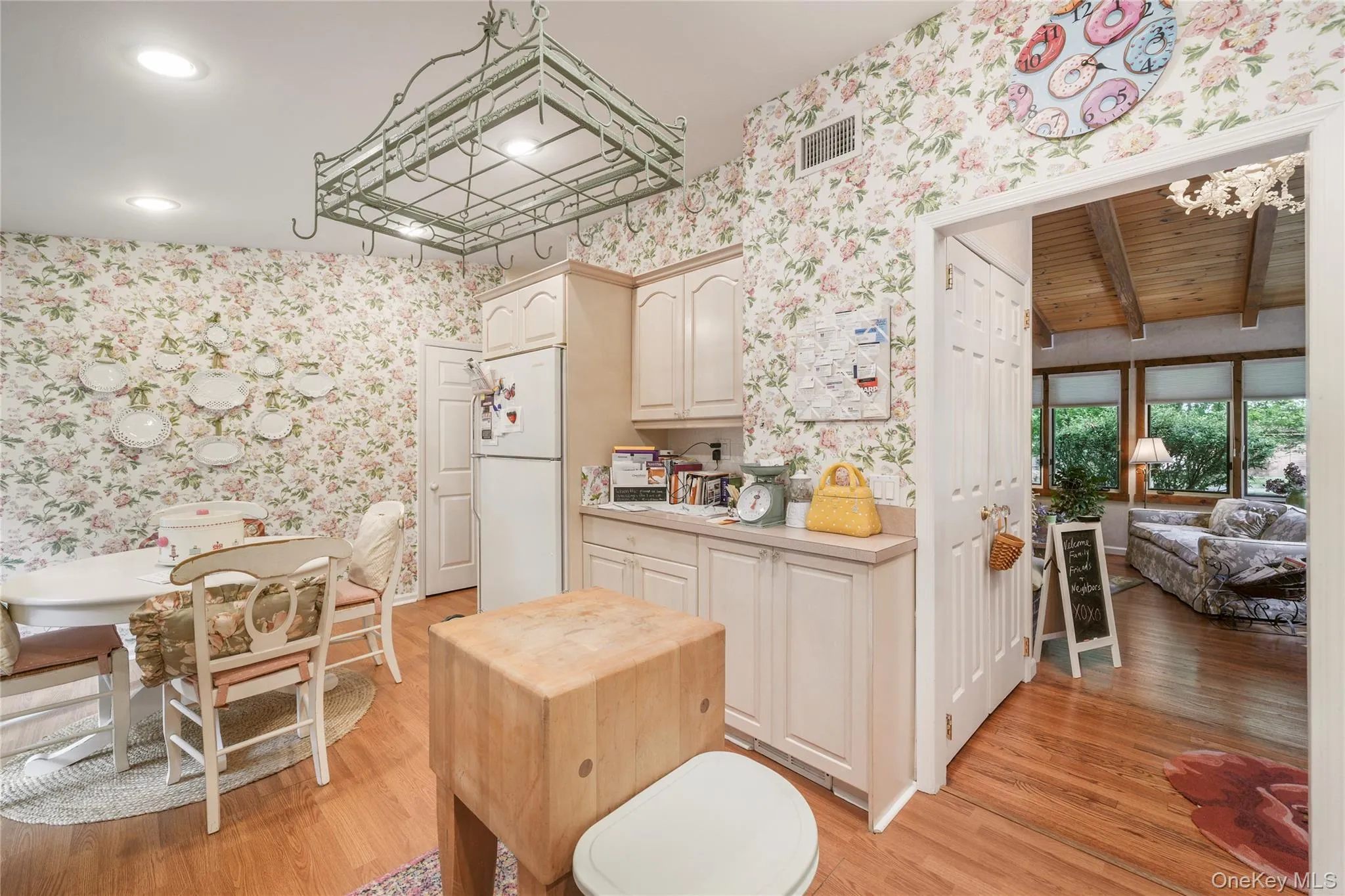 29 Fay Road, Clarkstown, NY, 3 Bedrooms Bedrooms, 7 Rooms Rooms,1 BathroomBathrooms,Residential,For Rent,Fay,0,1038850 29 Fay Road, Clarkstown, NY, 3 Bedrooms Bedrooms, 7 Rooms Rooms,1 BathroomBathrooms,Residential,For Rent,Fay,0,1038850