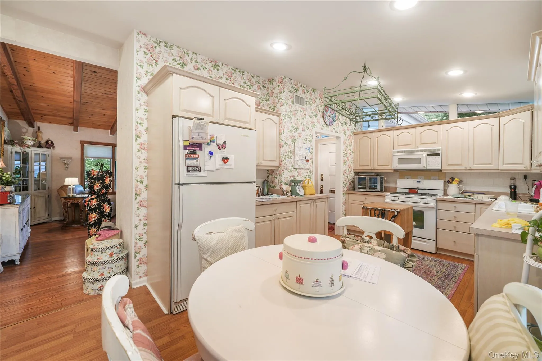 29 Fay Road, Clarkstown, NY, 3 Bedrooms Bedrooms, 7 Rooms Rooms,1 BathroomBathrooms,Residential,For Rent,Fay,0,1038850 29 Fay Road, Clarkstown, NY, 3 Bedrooms Bedrooms, 7 Rooms Rooms,1 BathroomBathrooms,Residential,For Rent,Fay,0,1038850