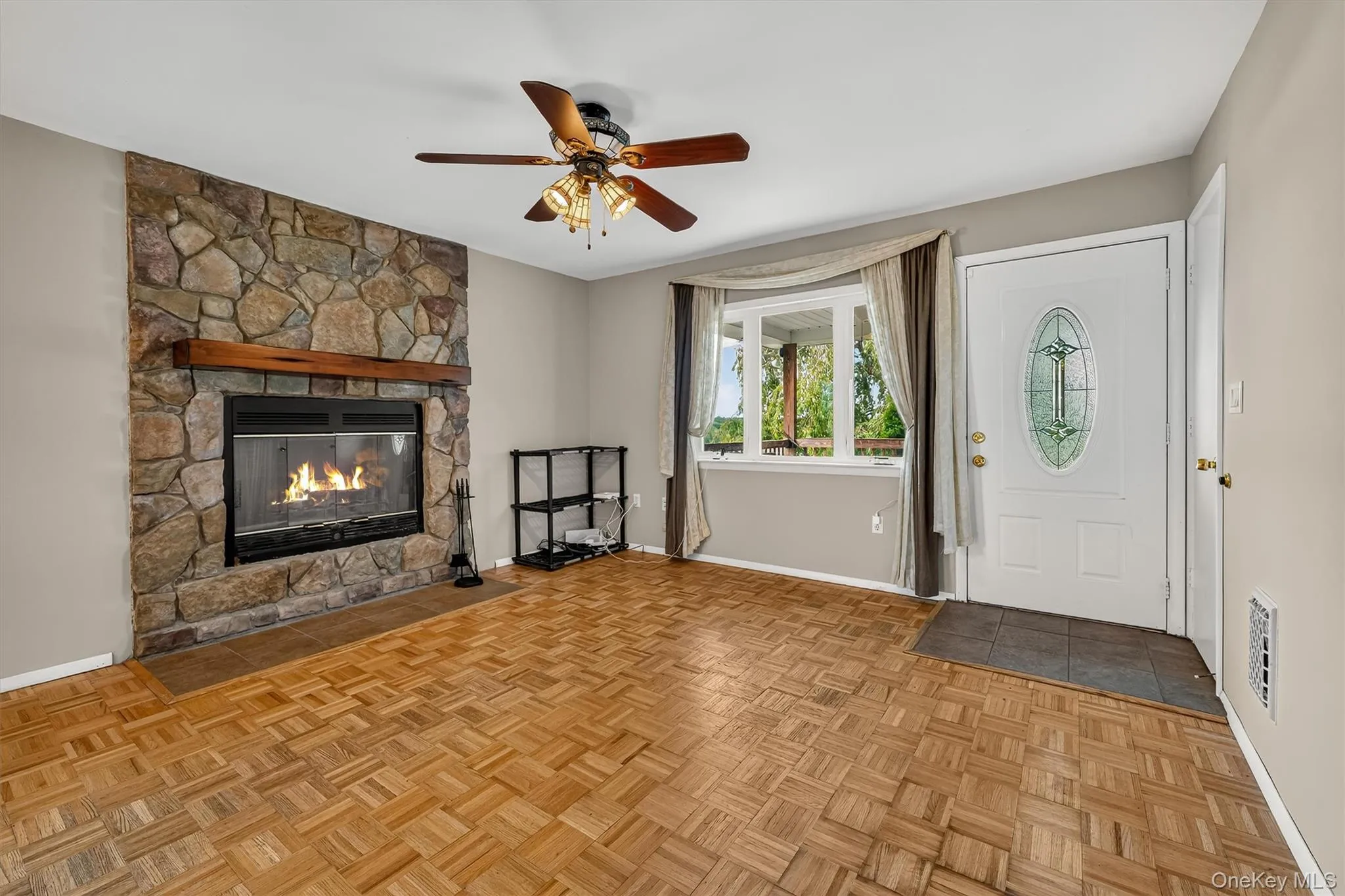 355 County Highway 62, Minisink, NY, 4 Bedrooms Bedrooms, 8 Rooms Rooms,2 BathroomsBathrooms,Residential,For Rent,County Highway 62,0,1038853 355 County Highway 62, Minisink, NY, 4 Bedrooms Bedrooms, 8 Rooms Rooms,2 BathroomsBathrooms,Residential,For Rent,County Highway 62,0,1038853