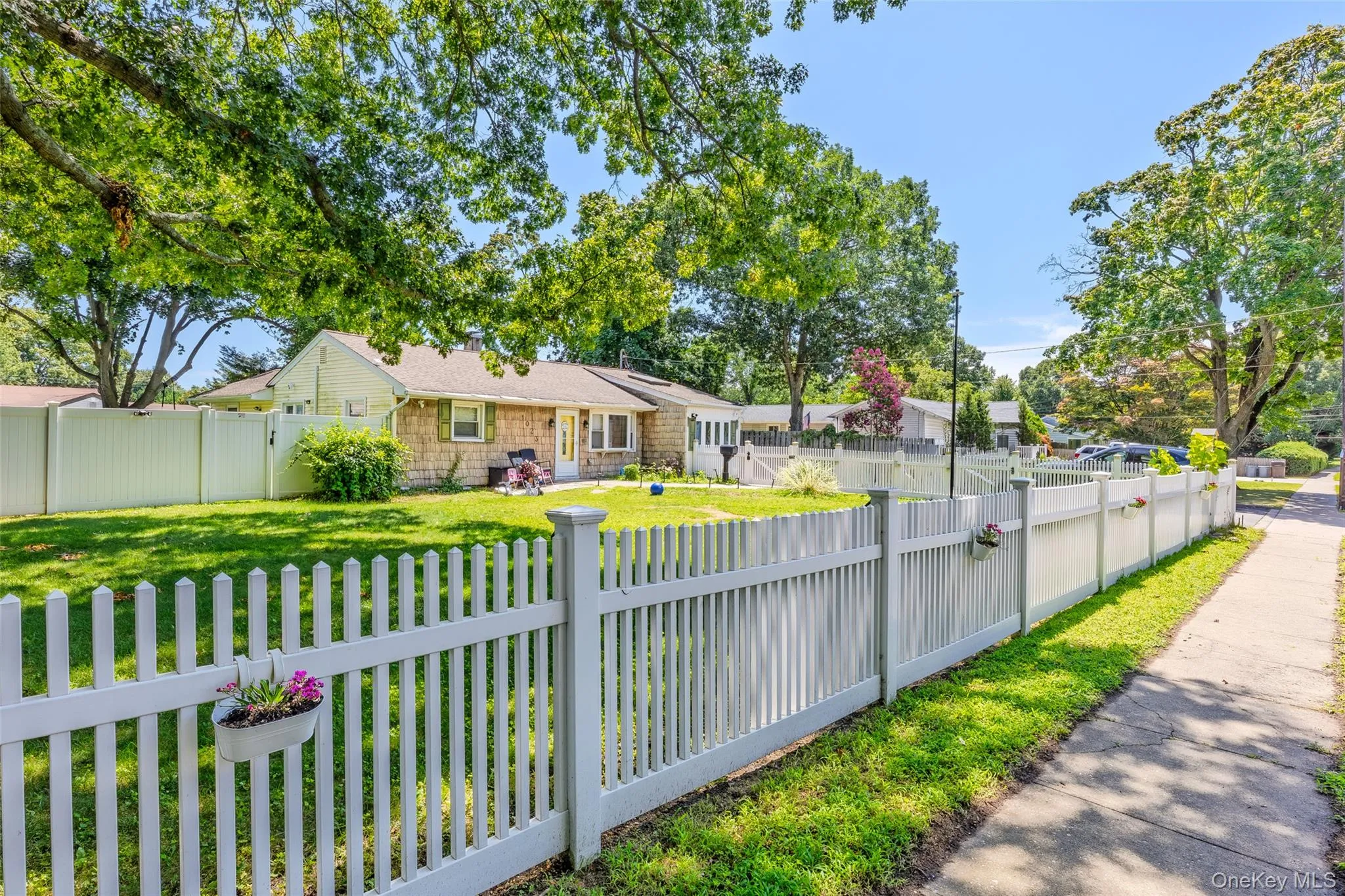 1023 Udall Road, Islip, NY, 3 Bedrooms Bedrooms, 6 Rooms Rooms,1 BathroomBathrooms,Residential,For Rent,Udall,0,1038855 1023 Udall Road, Islip, NY, 3 Bedrooms Bedrooms, 6 Rooms Rooms,1 BathroomBathrooms,Residential,For Rent,Udall,0,1038855