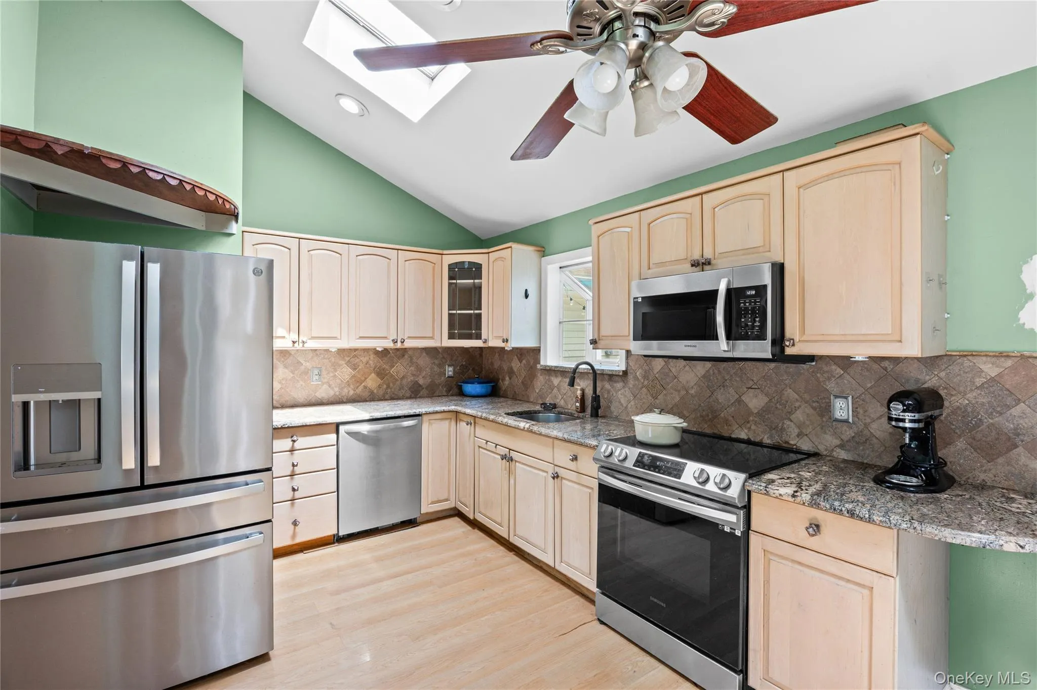 1023 Udall Road, Islip, NY, 3 Bedrooms Bedrooms, 6 Rooms Rooms,1 BathroomBathrooms,Residential,For Rent,Udall,0,1038855 1023 Udall Road, Islip, NY, 3 Bedrooms Bedrooms, 6 Rooms Rooms,1 BathroomBathrooms,Residential,For Rent,Udall,0,1038855