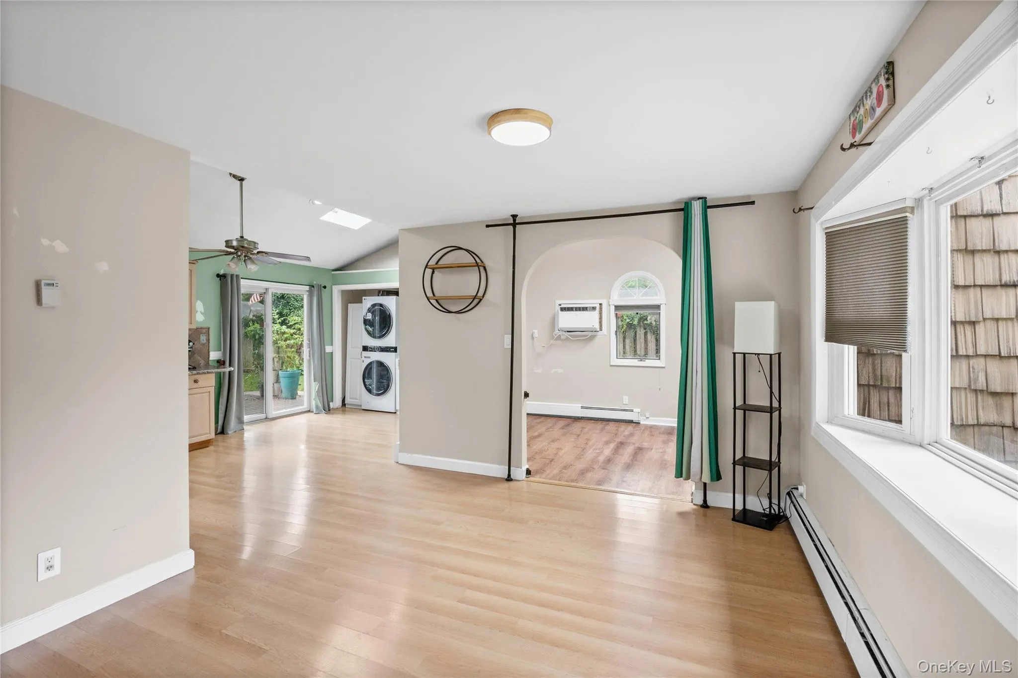 1023 Udall Road, Islip, NY, 3 Bedrooms Bedrooms, 6 Rooms Rooms,1 BathroomBathrooms,Residential,For Rent,Udall,0,1038855 1023 Udall Road, Islip, NY, 3 Bedrooms Bedrooms, 6 Rooms Rooms,1 BathroomBathrooms,Residential,For Rent,Udall,0,1038855