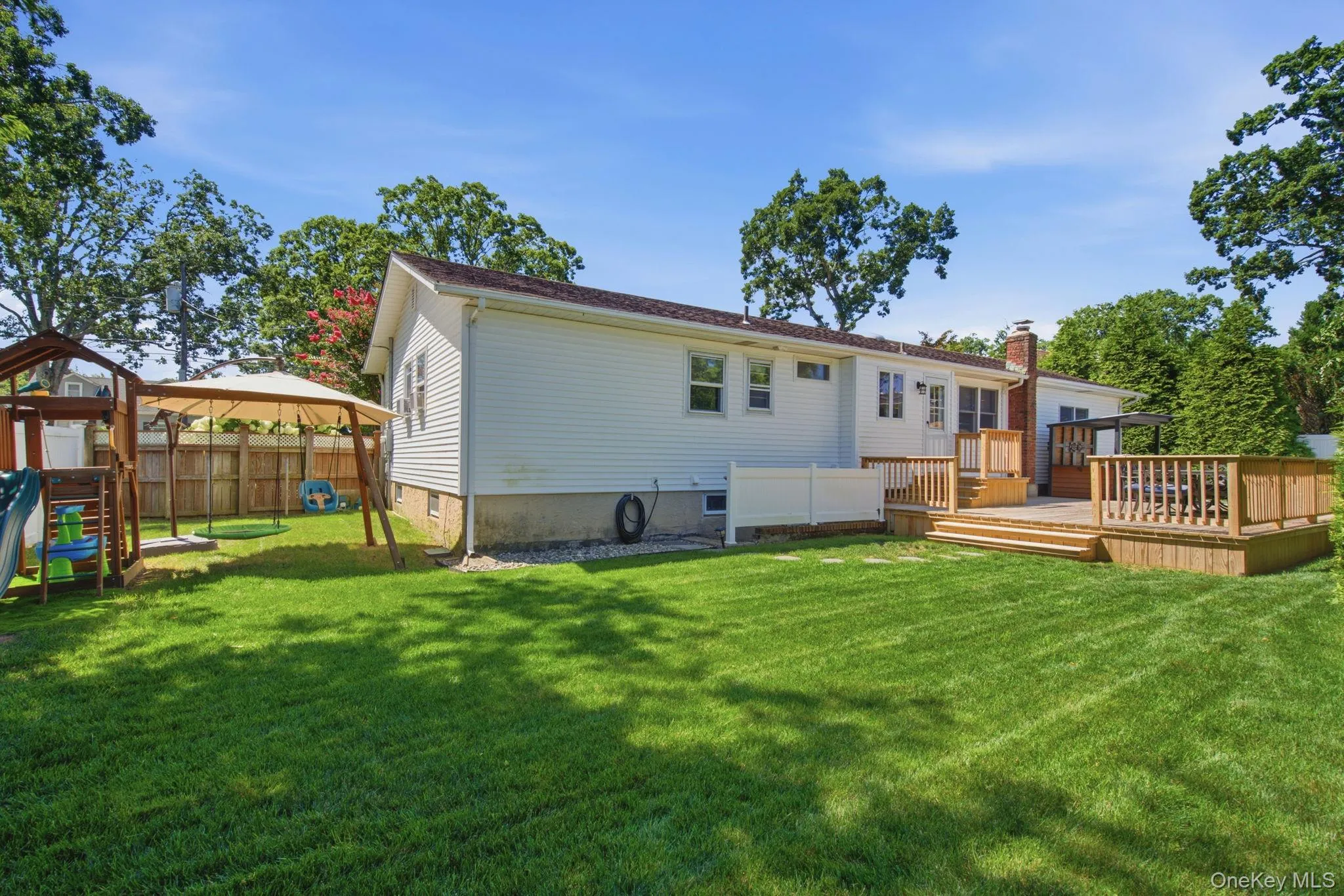 215 Walker Street, Babylon, NY, 3 Bedrooms Bedrooms, 7 Rooms Rooms,1 BathroomBathrooms,Residential,For Rent,Walker,0,1038858 215 Walker Street, Babylon, NY, 3 Bedrooms Bedrooms, 7 Rooms Rooms,1 BathroomBathrooms,Residential,For Rent,Walker,0,1038858