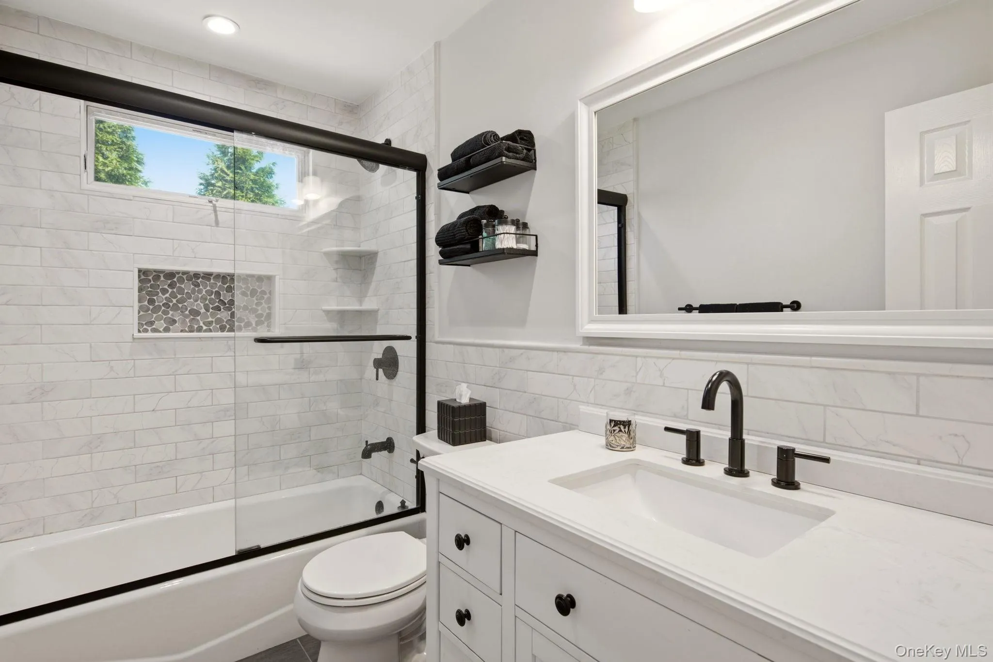 215 Walker Street, Babylon, NY, 3 Bedrooms Bedrooms, 7 Rooms Rooms,1 BathroomBathrooms,Residential,For Rent,Walker,0,1038858 215 Walker Street, Babylon, NY, 3 Bedrooms Bedrooms, 7 Rooms Rooms,1 BathroomBathrooms,Residential,For Rent,Walker,0,1038858