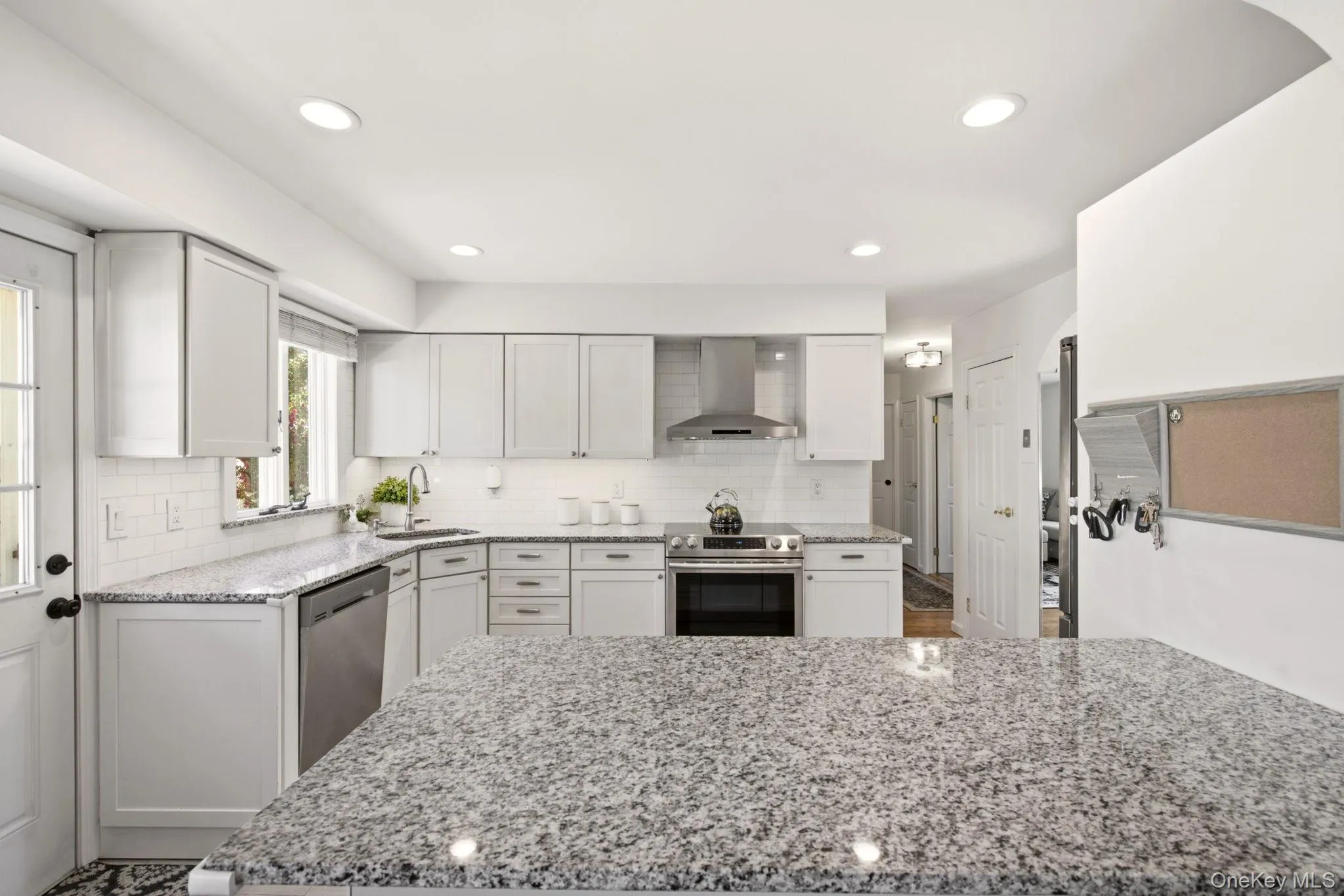 215 Walker Street, Babylon, NY, 3 Bedrooms Bedrooms, 7 Rooms Rooms,1 BathroomBathrooms,Residential,For Rent,Walker,0,1038858 215 Walker Street, Babylon, NY, 3 Bedrooms Bedrooms, 7 Rooms Rooms,1 BathroomBathrooms,Residential,For Rent,Walker,0,1038858