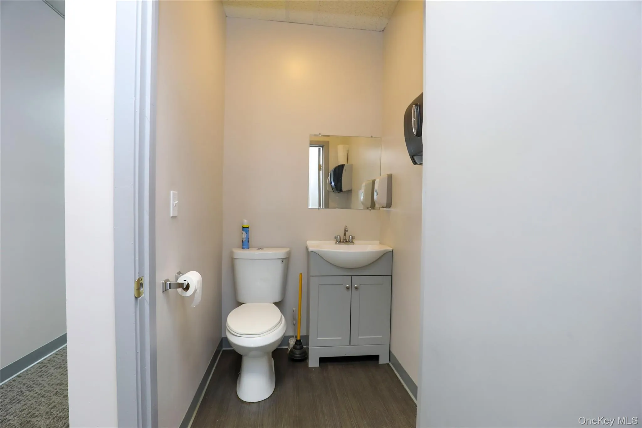 2905 Route 9W, Saugerties, NY, ,Commercial Lease,For Rent,Route 9W,0,1038861 2905 Route 9W, Saugerties, NY, ,Commercial Lease,For Rent,Route 9W,0,1038861