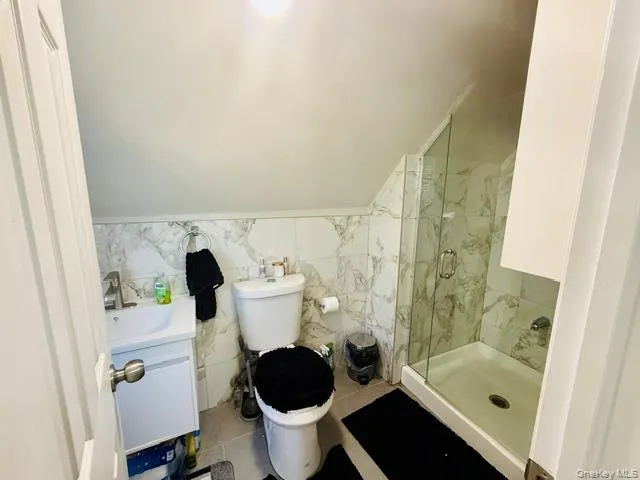 206 Terrace Avenue, Mount Vernon, NY, 1 Bedroom Bedrooms, 3 Rooms Rooms,1 BathroomBathrooms,Residential Lease,For Rent,Terrace,0,1038862 206 Terrace Avenue, Mount Vernon, NY, 1 Bedroom Bedrooms, 3 Rooms Rooms,1 BathroomBathrooms,Residential Lease,For Rent,Terrace,0,1038862