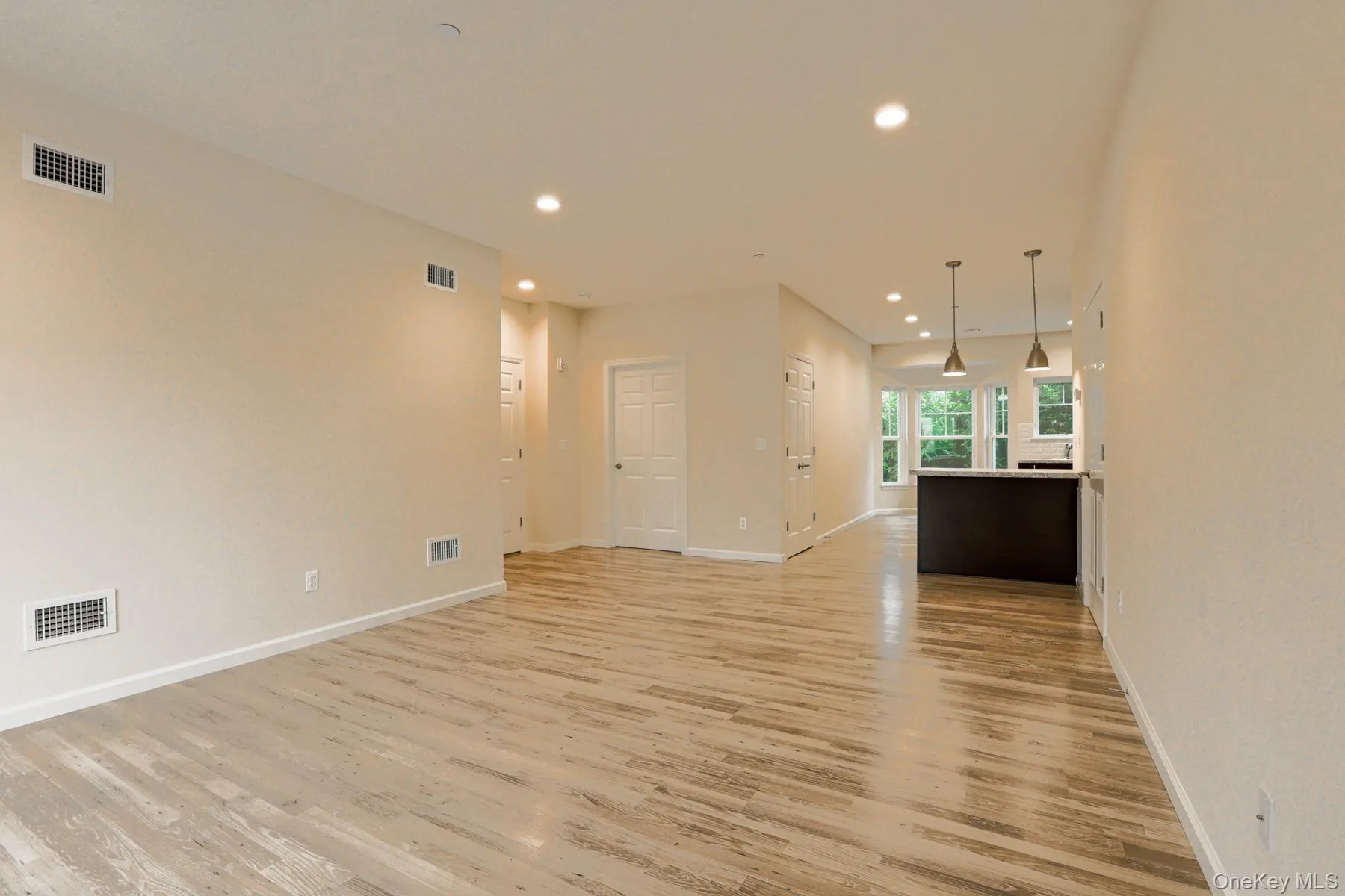 1 Grace Lane, Babylon, NY, 2 Bedrooms Bedrooms, 5 Rooms Rooms,2 BathroomsBathrooms,Residential Lease,For Rent,Grace,0,1038863 1 Grace Lane, Babylon, NY, 2 Bedrooms Bedrooms, 5 Rooms Rooms,2 BathroomsBathrooms,Residential Lease,For Rent,Grace,0,1038863
