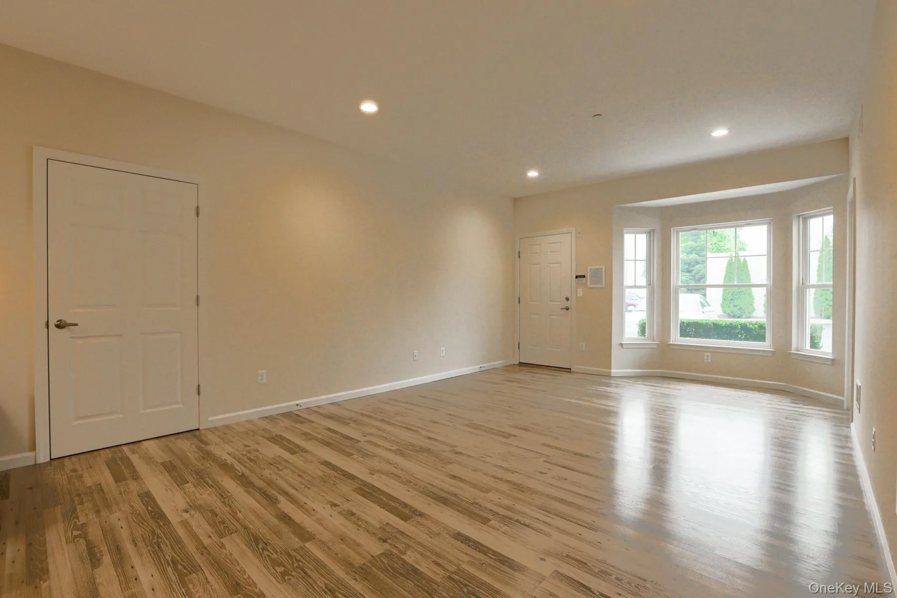 1 Grace Lane, Babylon, NY, 2 Bedrooms Bedrooms, 5 Rooms Rooms,2 BathroomsBathrooms,Residential Lease,For Rent,Grace,0,1038863 1 Grace Lane, Babylon, NY, 2 Bedrooms Bedrooms, 5 Rooms Rooms,2 BathroomsBathrooms,Residential Lease,For Rent,Grace,0,1038863