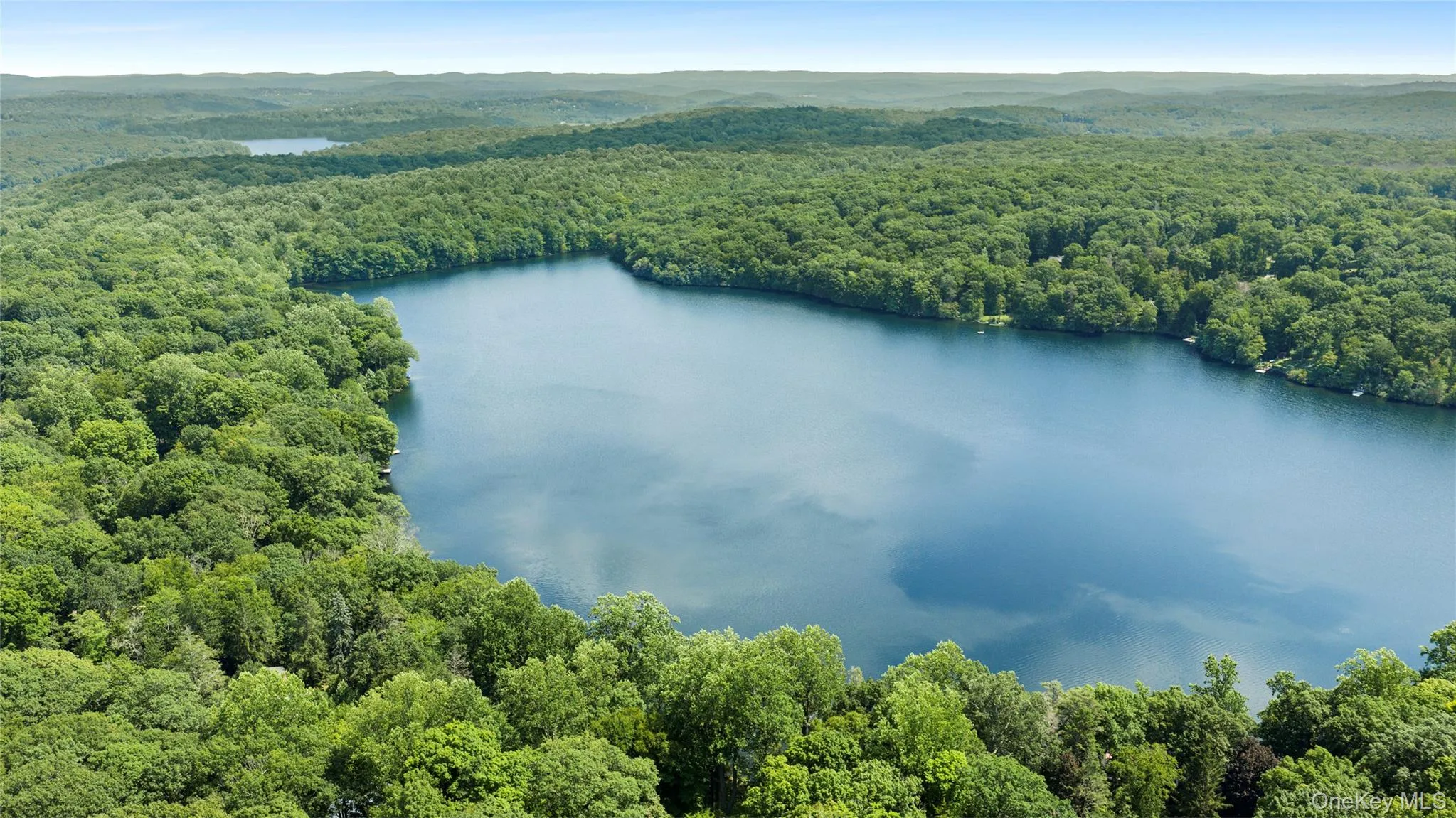 The Sedgewood lifestyle: pristine water, abundant green space and a private club community unlike anything else nearby. The Sedgewood lifestyle: pristine water, abundant green space and a private club community unlike anything else nearby.