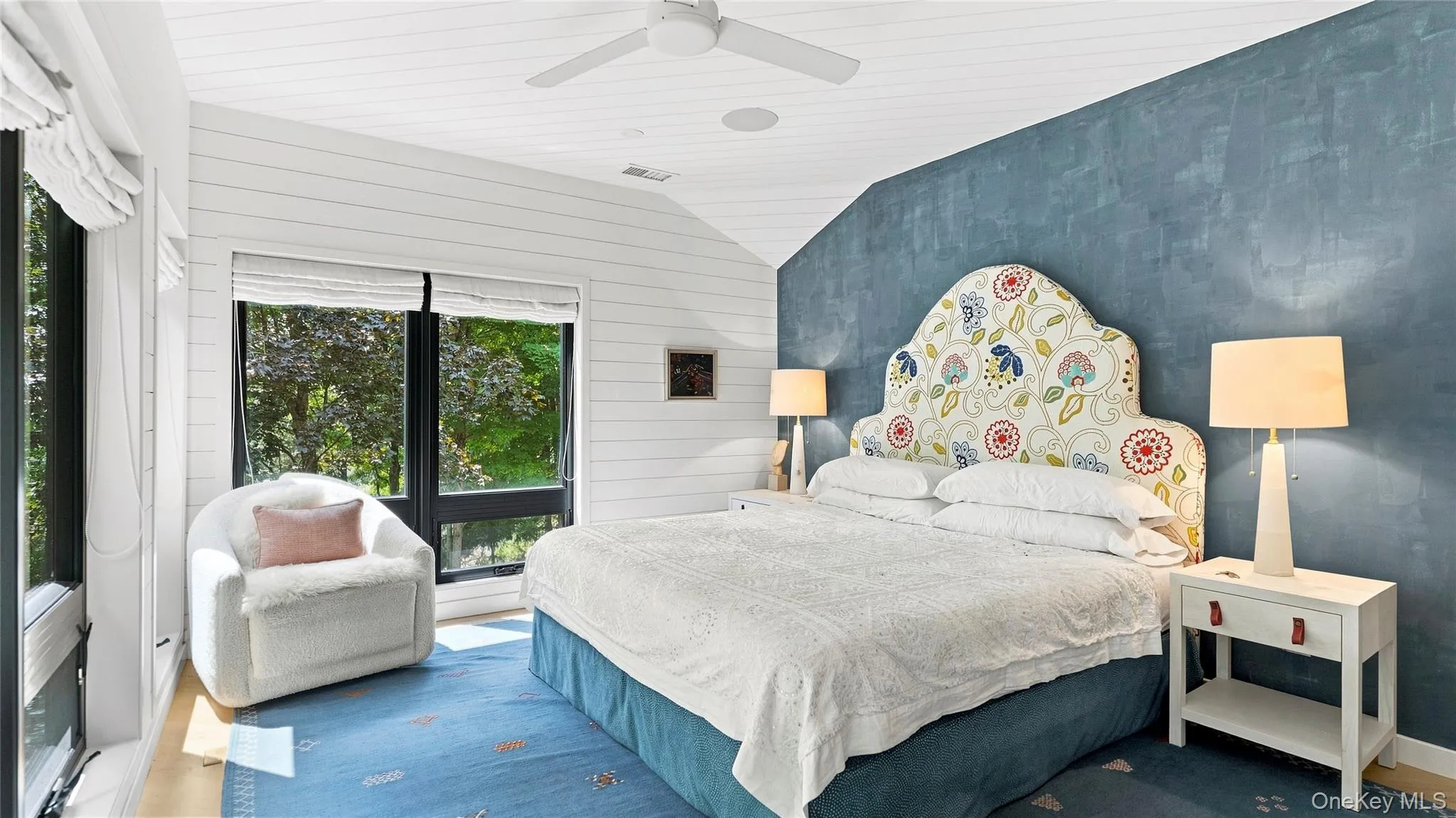 “An entire floor devoted to the primary suite creates a wonderfully private owner’s retreat “An entire floor devoted to the primary suite creates a wonderfully private owner’s retreat