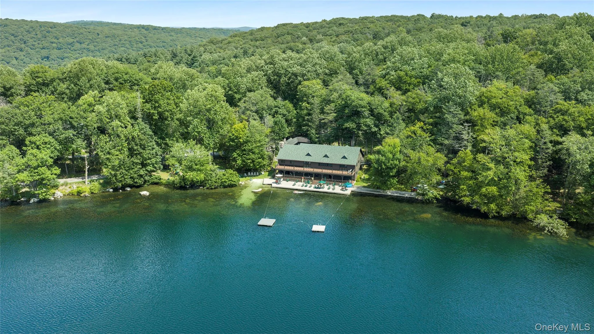 The Sedgewood lifestyle: pristine water, abundant green space and a private club community unlike anything else nearby. The Sedgewood lifestyle: pristine water, abundant green space and a private club community unlike anything else nearby.
