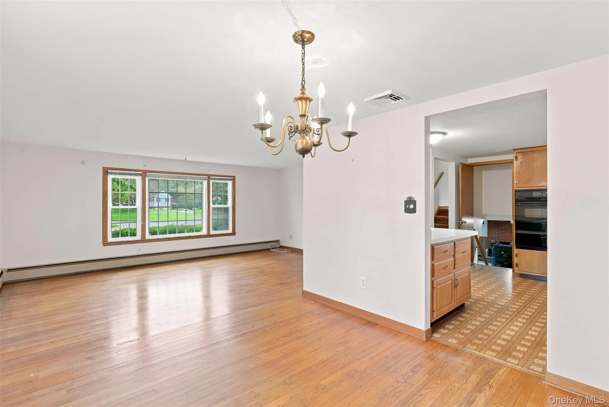 4 Cannon Drive, New Windsor, NY, 3 Bedrooms Bedrooms, 7 Rooms Rooms,1 BathroomBathrooms,Residential,For Rent,Cannon,0,1038867 4 Cannon Drive, New Windsor, NY, 3 Bedrooms Bedrooms, 7 Rooms Rooms,1 BathroomBathrooms,Residential,For Rent,Cannon,0,1038867