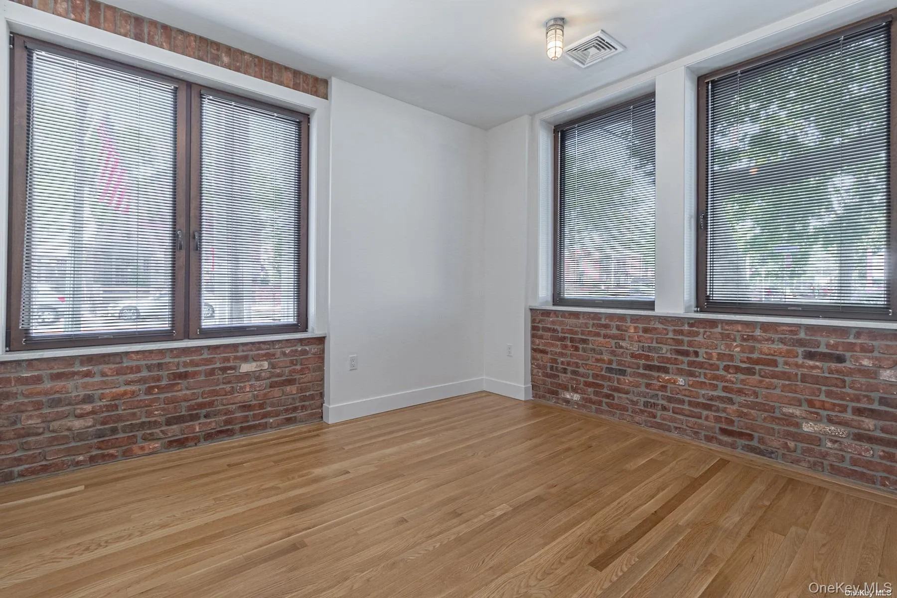 16 Willow Avenue, Islip, NY, 1 Bedroom Bedrooms, 2 Rooms Rooms,1 BathroomBathrooms,Residential Lease,For Rent,Willow,0,1038871 16 Willow Avenue, Islip, NY, 1 Bedroom Bedrooms, 2 Rooms Rooms,1 BathroomBathrooms,Residential Lease,For Rent,Willow,0,1038871