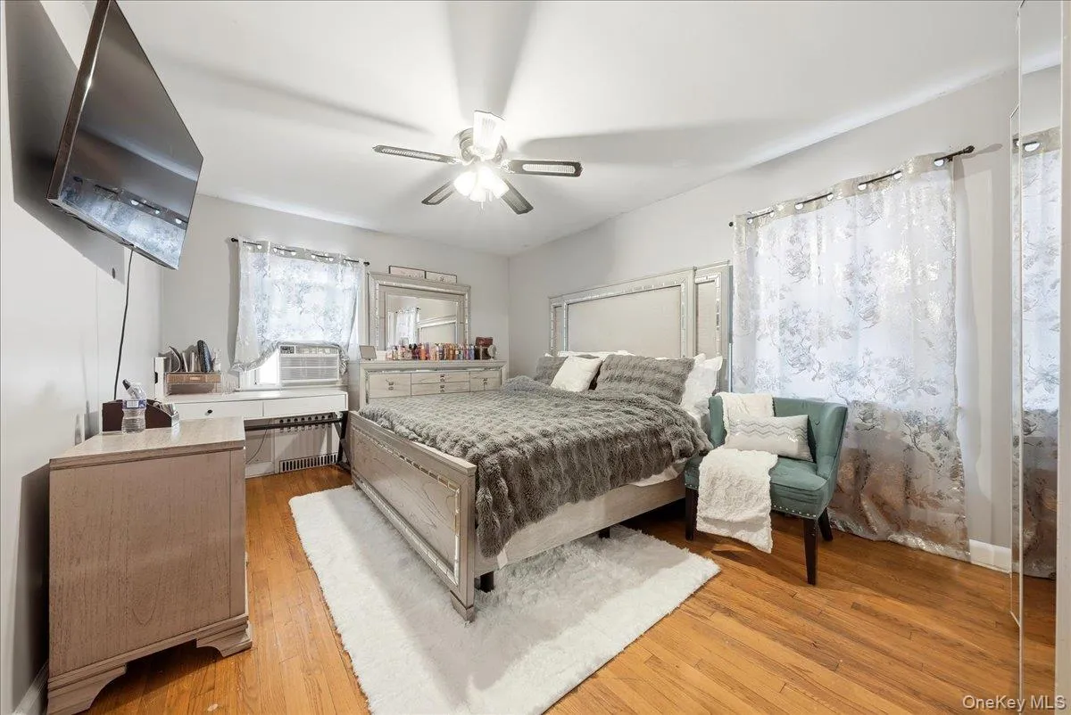 25 Coolidge Avenue, Yonkers, NY, 2 Bedrooms Bedrooms, 8 Rooms Rooms,2 BathroomsBathrooms,Residential,For Rent,Coolidge,0,1038877 25 Coolidge Avenue, Yonkers, NY, 2 Bedrooms Bedrooms, 8 Rooms Rooms,2 BathroomsBathrooms,Residential,For Rent,Coolidge,0,1038877