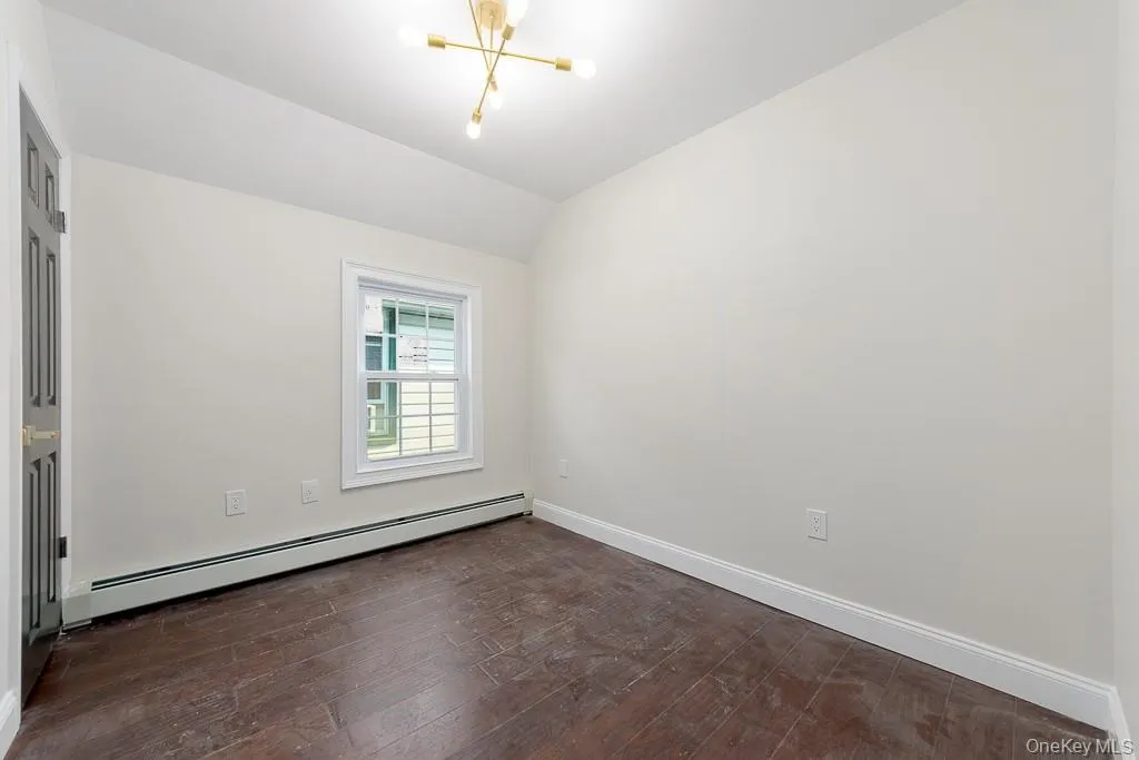 11640 141st Street, New York, NY, 3 Bedrooms Bedrooms, 6 Rooms Rooms,2 BathroomsBathrooms,Residential,For Rent,141st,0,1038880 11640 141st Street, New York, NY, 3 Bedrooms Bedrooms, 6 Rooms Rooms,2 BathroomsBathrooms,Residential,For Rent,141st,0,1038880