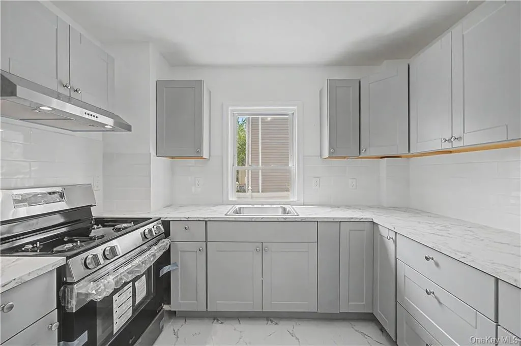 145-37 179TH Street, New York, NY, 4 Bedrooms Bedrooms, 7 Rooms Rooms,3 BathroomsBathrooms,Residential,For Rent,179TH,0,1038882 145-37 179TH Street, New York, NY, 4 Bedrooms Bedrooms, 7 Rooms Rooms,3 BathroomsBathrooms,Residential,For Rent,179TH,0,1038882