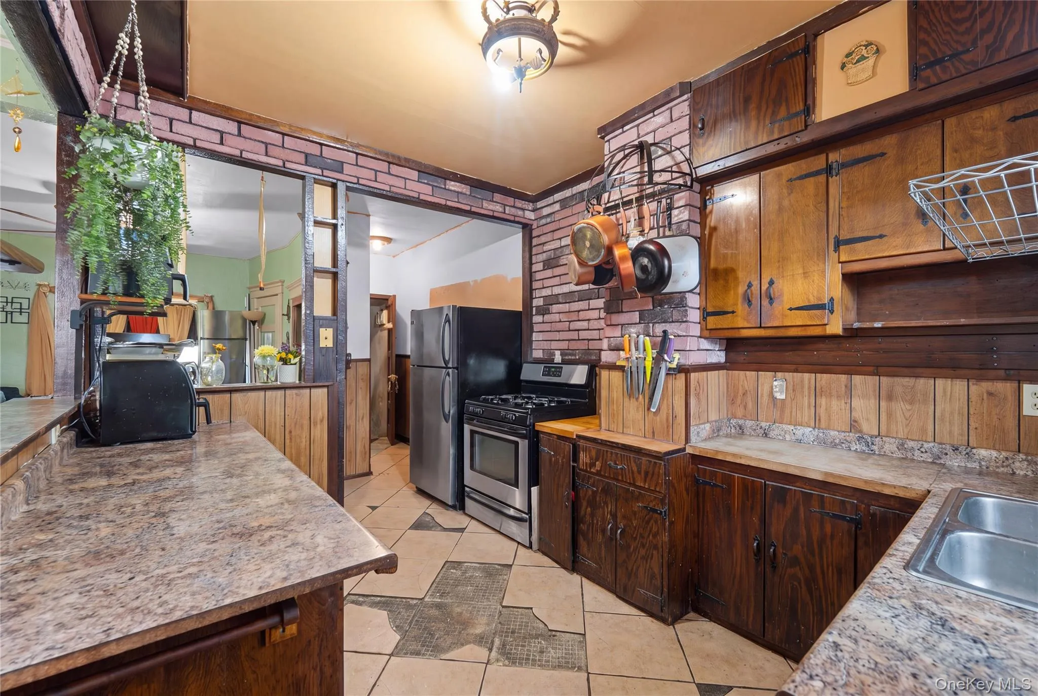 9116 91st Avenue, New York, NY, 3 Bedrooms Bedrooms, 6 Rooms Rooms,2 BathroomsBathrooms,Residential,For Rent,91st,0,1038884 9116 91st Avenue, New York, NY, 3 Bedrooms Bedrooms, 6 Rooms Rooms,2 BathroomsBathrooms,Residential,For Rent,91st,0,1038884