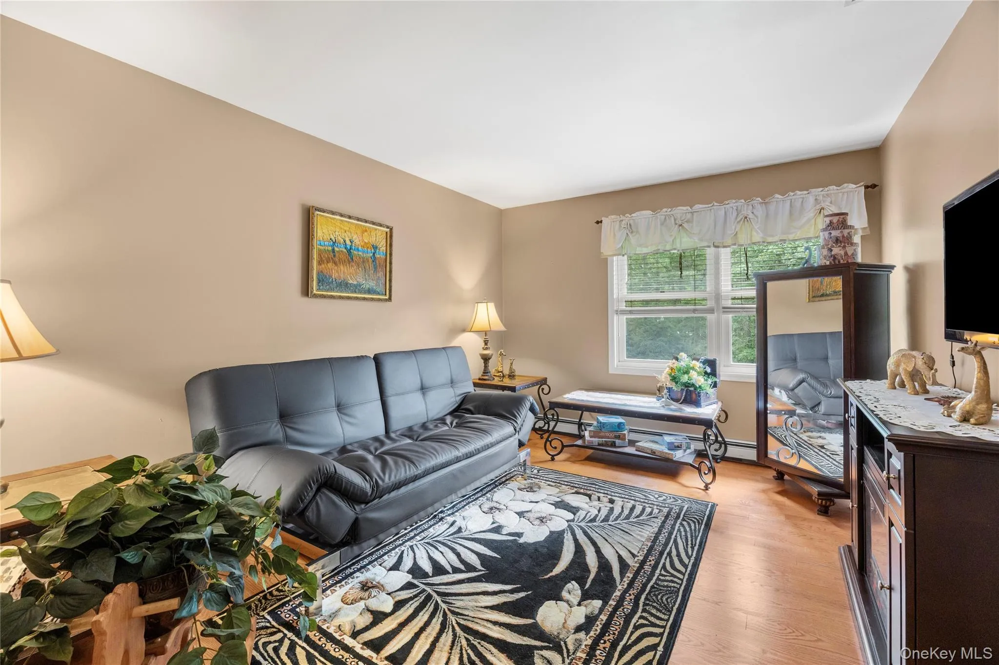 116 Head Of The Neck Road, Brookhaven, NY, 4 Bedrooms Bedrooms, 9 Rooms Rooms,2 BathroomsBathrooms,Residential,For Rent,Head Of The Neck,0,1038886 116 Head Of The Neck Road, Brookhaven, NY, 4 Bedrooms Bedrooms, 9 Rooms Rooms,2 BathroomsBathrooms,Residential,For Rent,Head Of The Neck,0,1038886