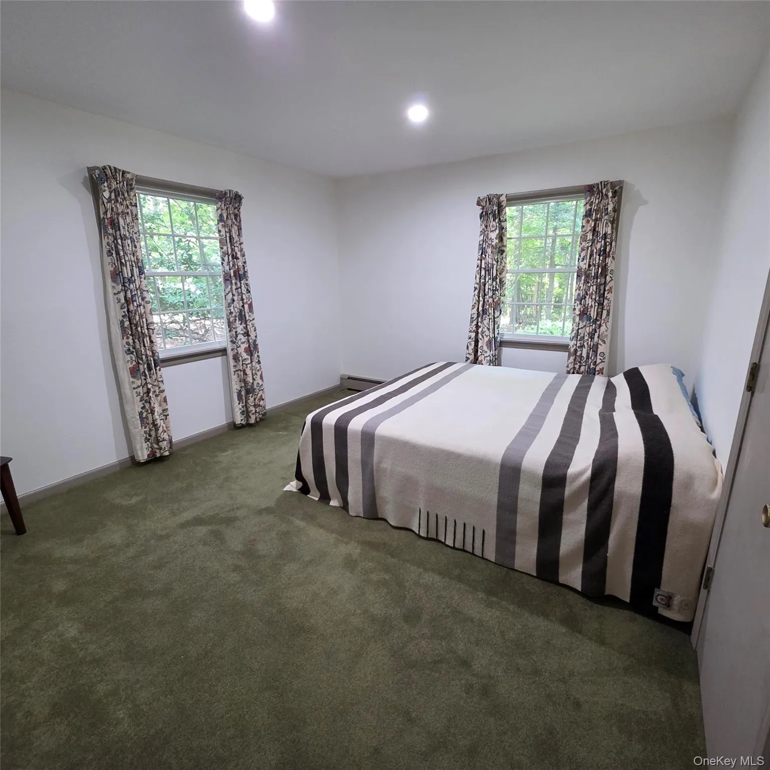 9 Cliff Road, Brookhaven, NY, 3 Bedrooms Bedrooms, 9 Rooms Rooms,2 BathroomsBathrooms,Residential Lease,For Rent,Cliff,0,1038889 9 Cliff Road, Brookhaven, NY, 3 Bedrooms Bedrooms, 9 Rooms Rooms,2 BathroomsBathrooms,Residential Lease,For Rent,Cliff,0,1038889