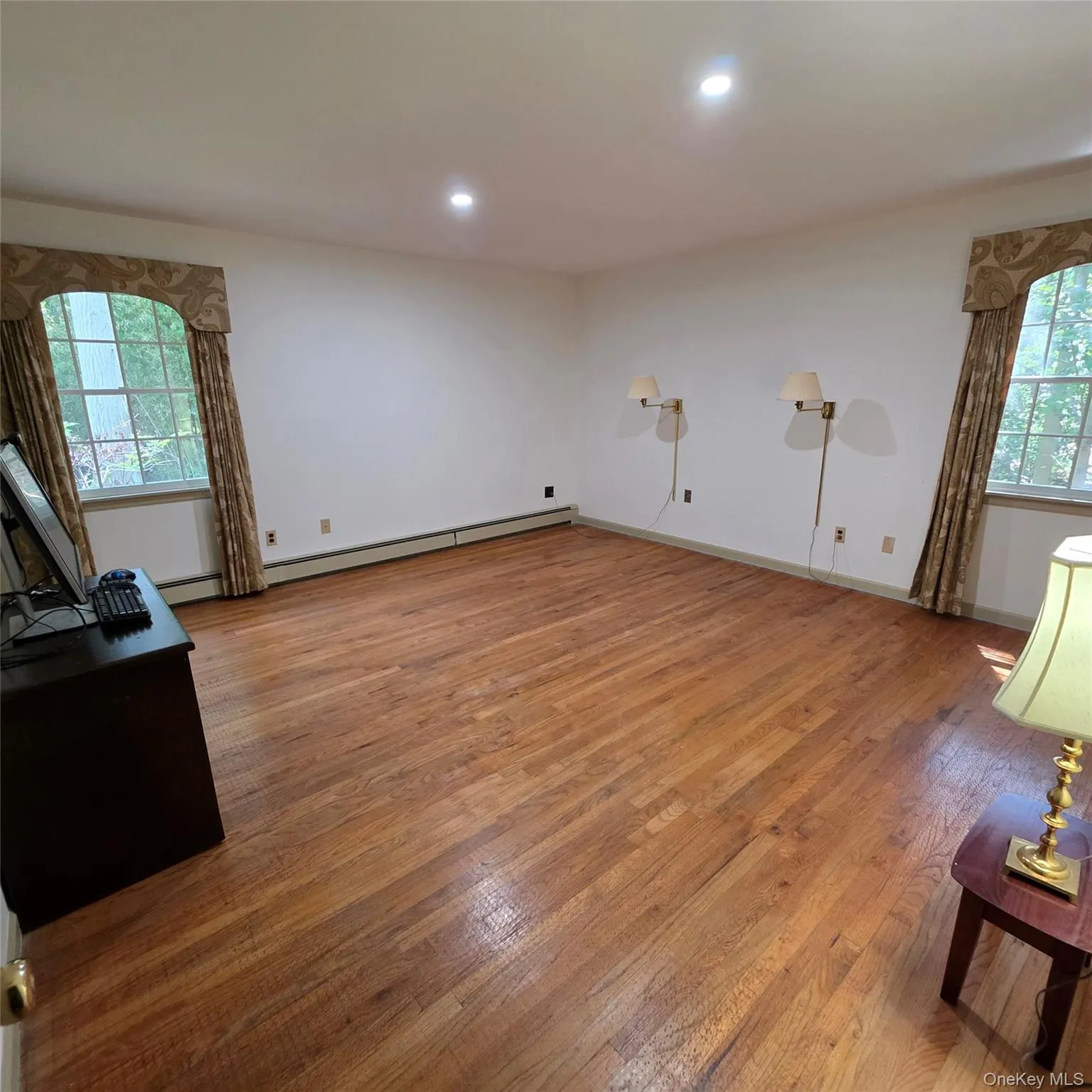 9 Cliff Road, Brookhaven, NY, 3 Bedrooms Bedrooms, 9 Rooms Rooms,2 BathroomsBathrooms,Residential Lease,For Rent,Cliff,0,1038889 9 Cliff Road, Brookhaven, NY, 3 Bedrooms Bedrooms, 9 Rooms Rooms,2 BathroomsBathrooms,Residential Lease,For Rent,Cliff,0,1038889