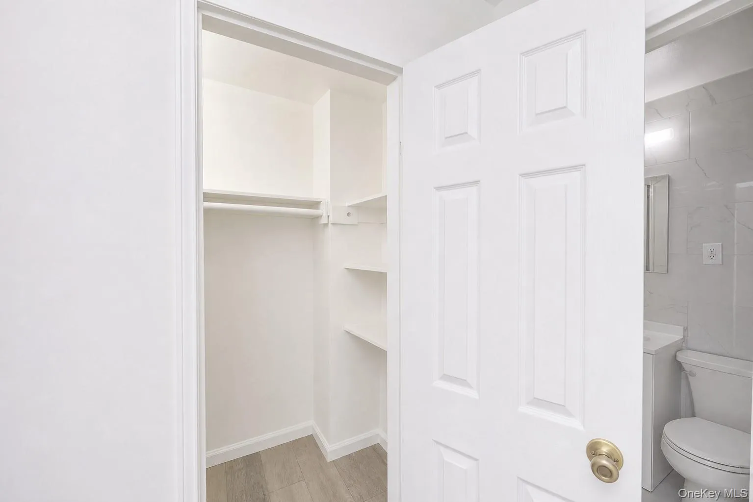 42-26 81st Street, New York, NY, 2 Bedrooms Bedrooms, 3 Rooms Rooms,1 BathroomBathrooms,Residential Lease,For Rent,81st,0,1038890 42-26 81st Street, New York, NY, 2 Bedrooms Bedrooms, 3 Rooms Rooms,1 BathroomBathrooms,Residential Lease,For Rent,81st,0,1038890