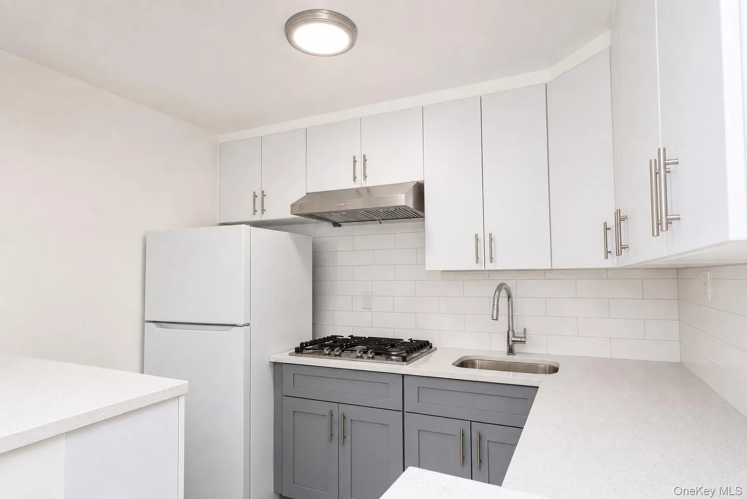 42-26 81st Street, New York, NY, 2 Bedrooms Bedrooms, 3 Rooms Rooms,1 BathroomBathrooms,Residential Lease,For Rent,81st,0,1038890 42-26 81st Street, New York, NY, 2 Bedrooms Bedrooms, 3 Rooms Rooms,1 BathroomBathrooms,Residential Lease,For Rent,81st,0,1038890
