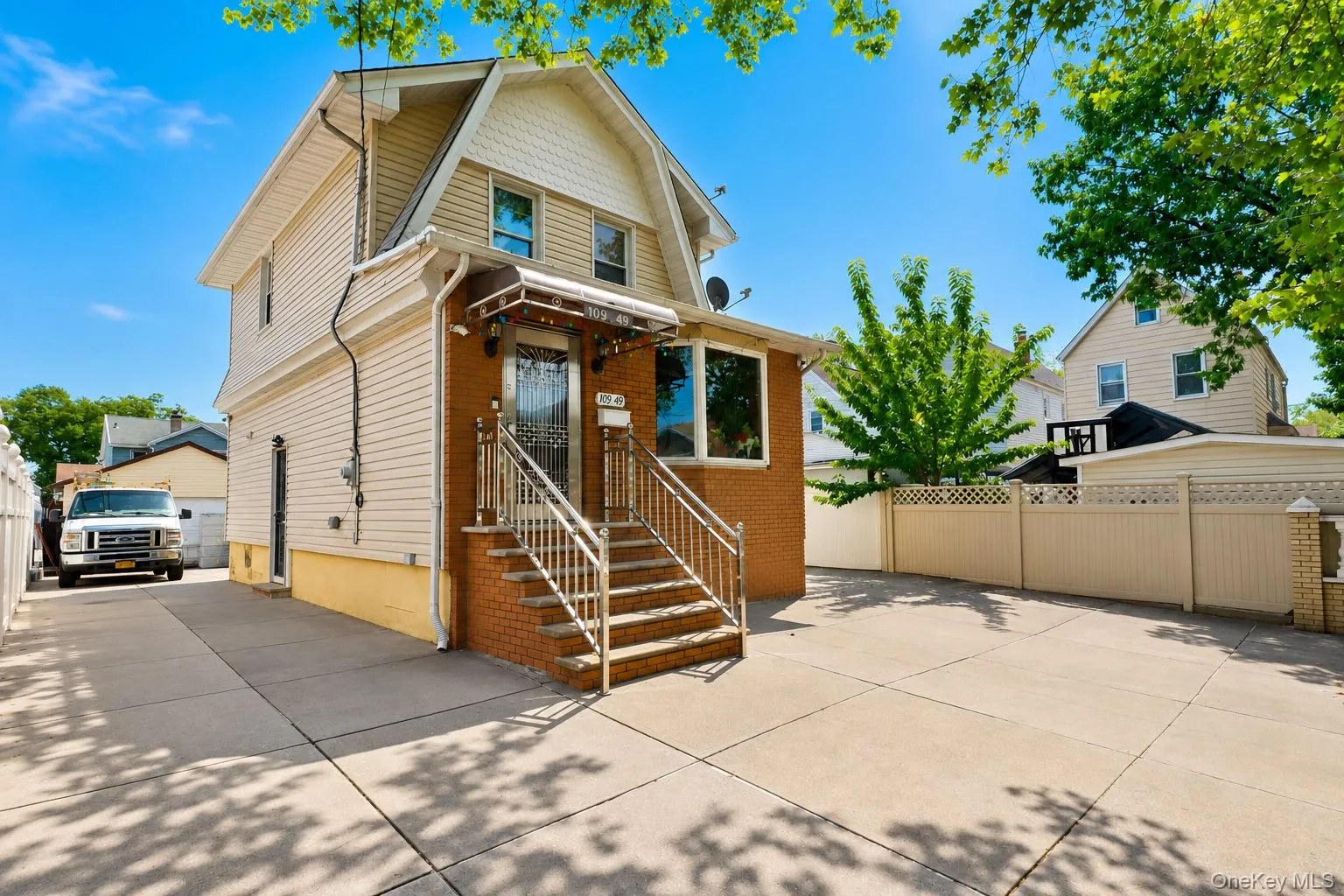 109-49 123rd St, New York, NY, 3 Bedrooms Bedrooms, 2 Rooms Rooms,1 BathroomBathrooms,Residential,For Rent,123rd St,0,1038891 109-49 123rd St, New York, NY, 3 Bedrooms Bedrooms, 2 Rooms Rooms,1 BathroomBathrooms,Residential,For Rent,123rd St,0,1038891
