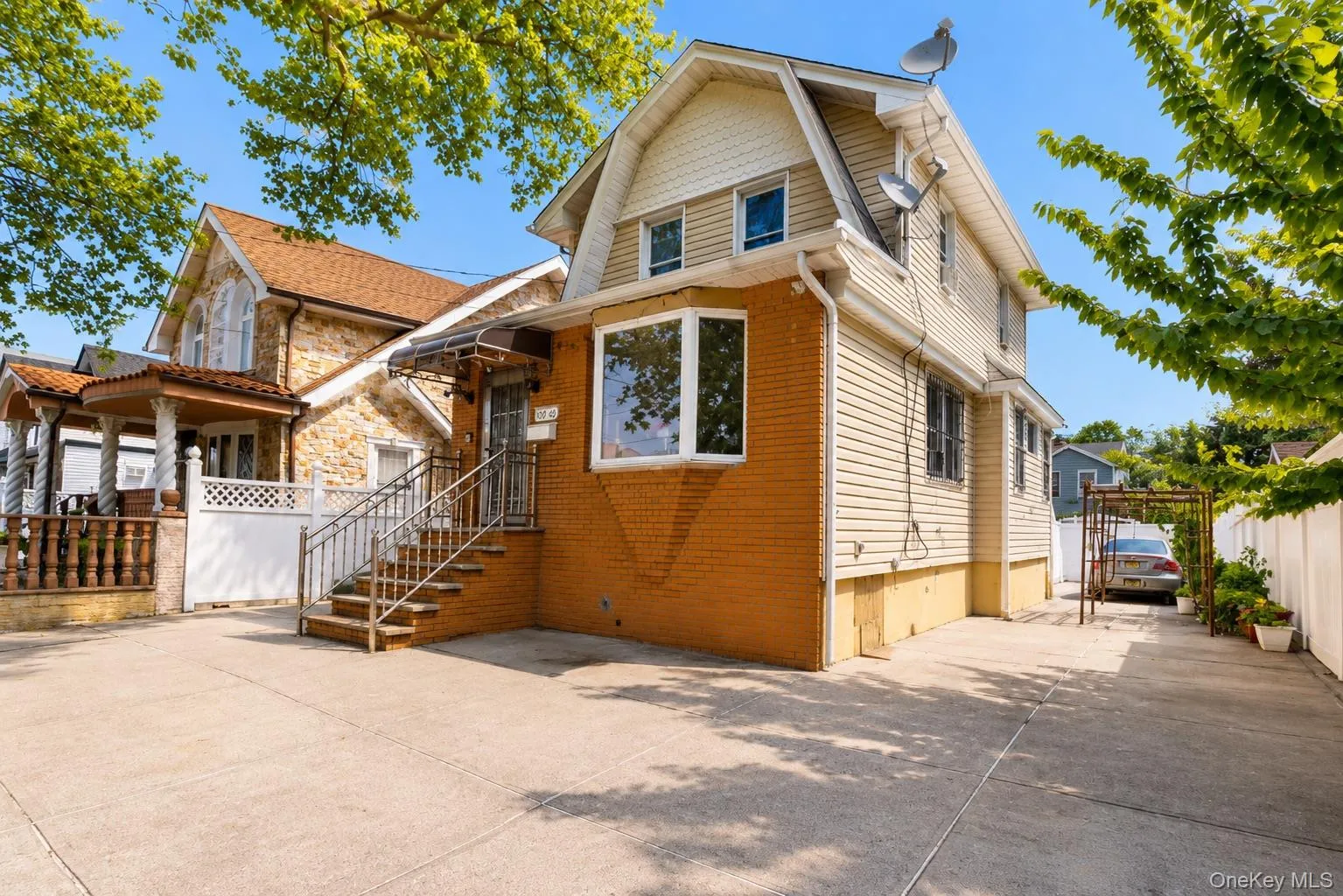 109-49 123rd St, New York, NY, 3 Bedrooms Bedrooms, 2 Rooms Rooms,1 BathroomBathrooms,Residential,For Rent,123rd St,0,1038891 109-49 123rd St, New York, NY, 3 Bedrooms Bedrooms, 2 Rooms Rooms,1 BathroomBathrooms,Residential,For Rent,123rd St,0,1038891