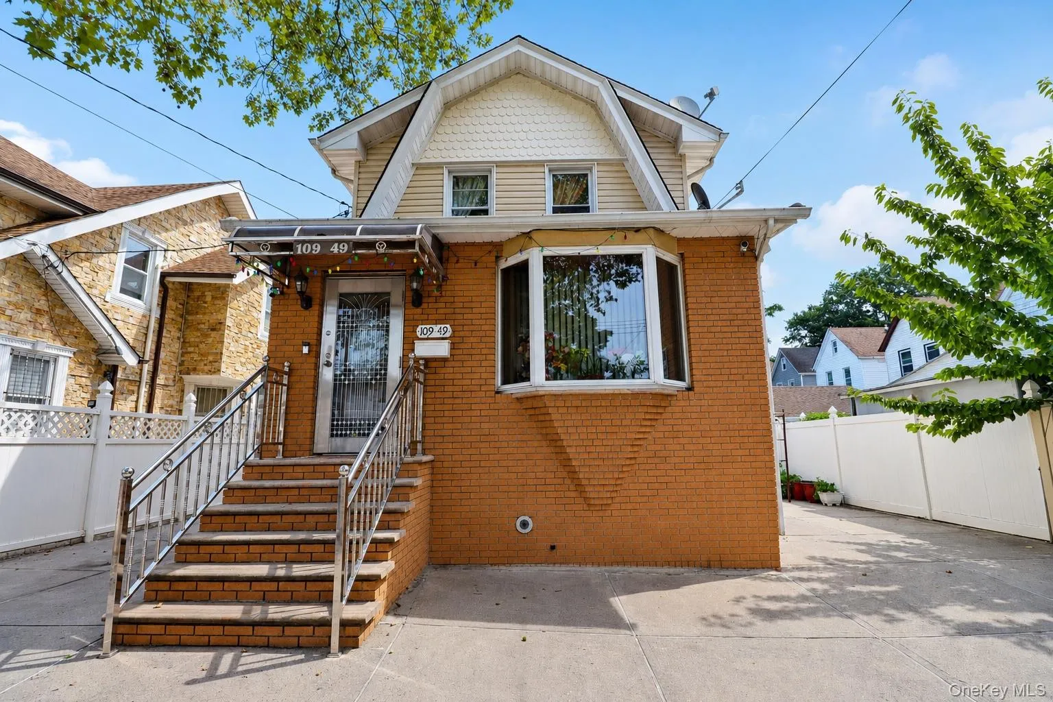 109-49 123rd St, New York, NY, 3 Bedrooms Bedrooms, 2 Rooms Rooms,1 BathroomBathrooms,Residential,For Rent,123rd St,0,1038891 109-49 123rd St, New York, NY, 3 Bedrooms Bedrooms, 2 Rooms Rooms,1 BathroomBathrooms,Residential,For Rent,123rd St,0,1038891