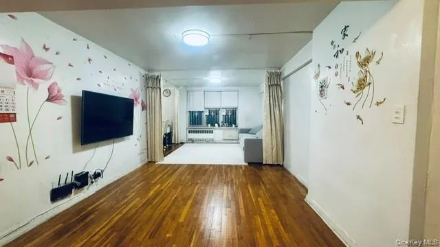 144-30 Roosevelt Avenue, New York, NY, 2 Bedrooms Bedrooms, 5 Rooms Rooms,1 BathroomBathrooms,Residential,For Rent,Roosevelt,0,1038893 144-30 Roosevelt Avenue, New York, NY, 2 Bedrooms Bedrooms, 5 Rooms Rooms,1 BathroomBathrooms,Residential,For Rent,Roosevelt,0,1038893