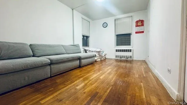 144-30 Roosevelt Avenue, New York, NY, 2 Bedrooms Bedrooms, 5 Rooms Rooms,1 BathroomBathrooms,Residential,For Rent,Roosevelt,0,1038893 144-30 Roosevelt Avenue, New York, NY, 2 Bedrooms Bedrooms, 5 Rooms Rooms,1 BathroomBathrooms,Residential,For Rent,Roosevelt,0,1038893