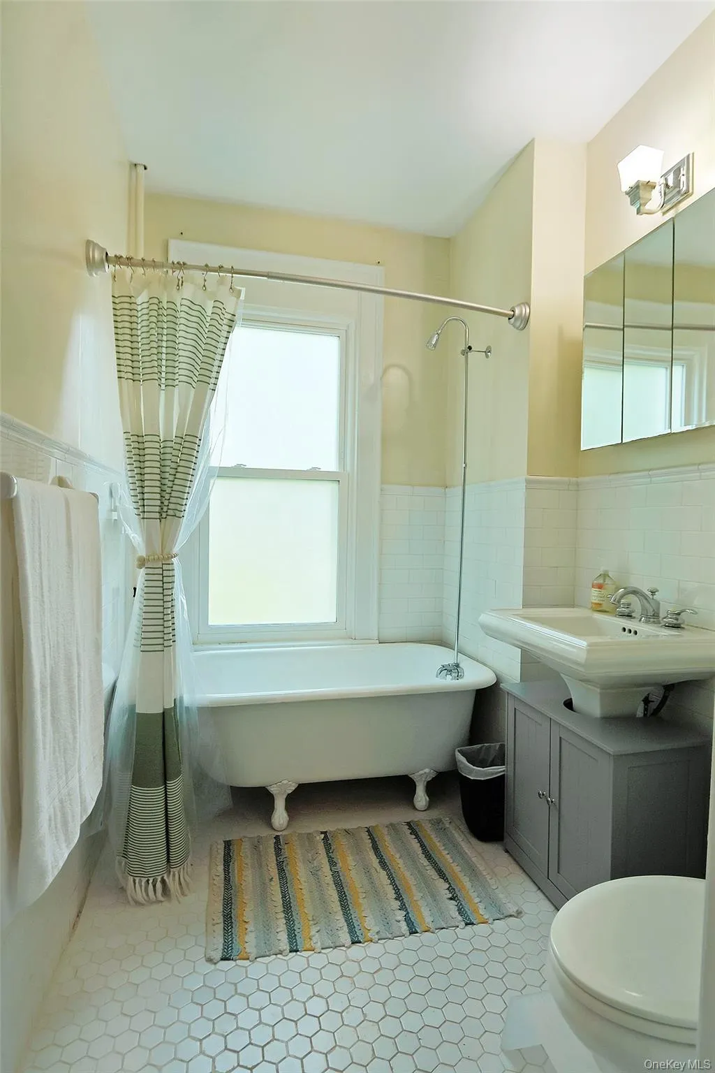 1st floor full bath 1st floor full bath