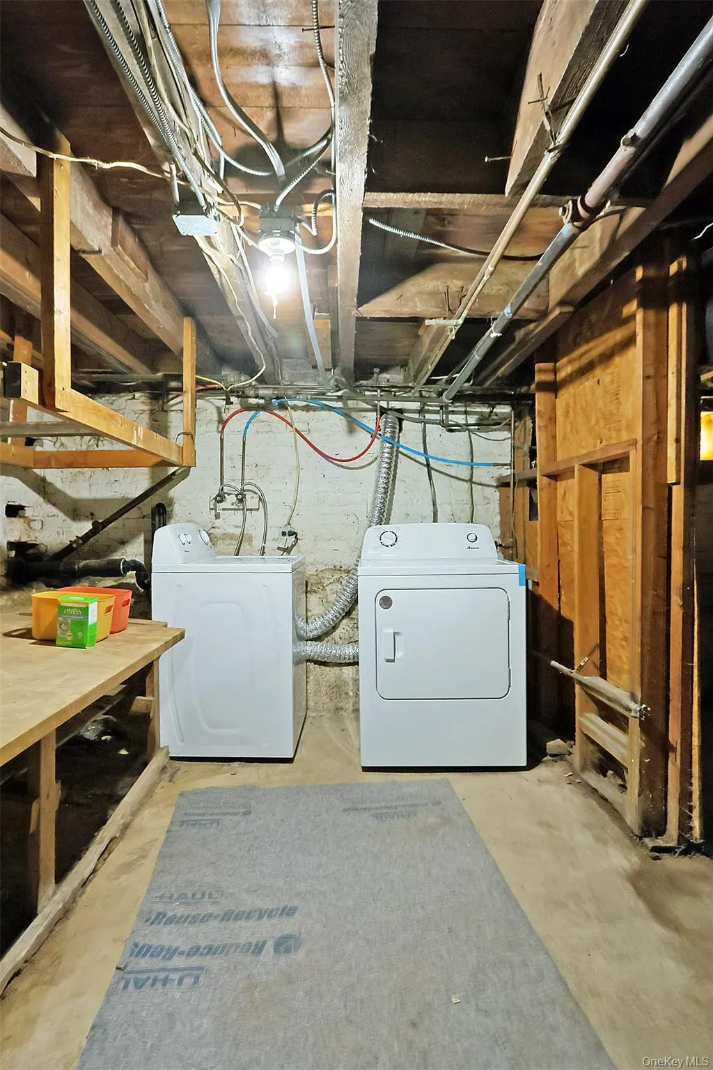 16 Elm Street, Newburgh (city), NY, 3 Bedrooms Bedrooms, 7 Rooms Rooms,2 BathroomsBathrooms,Residential,For Rent,Elm,0,1038902 16 Elm Street, Newburgh (city), NY, 3 Bedrooms Bedrooms, 7 Rooms Rooms,2 BathroomsBathrooms,Residential,For Rent,Elm,0,1038902